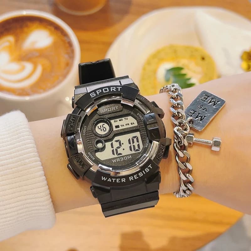 Orologi digitali da uomo e da donna con bracciale, orologi sportivi multifunzione, orologio di moda per coppie, orologio elettronico per ragazzi e ragazze