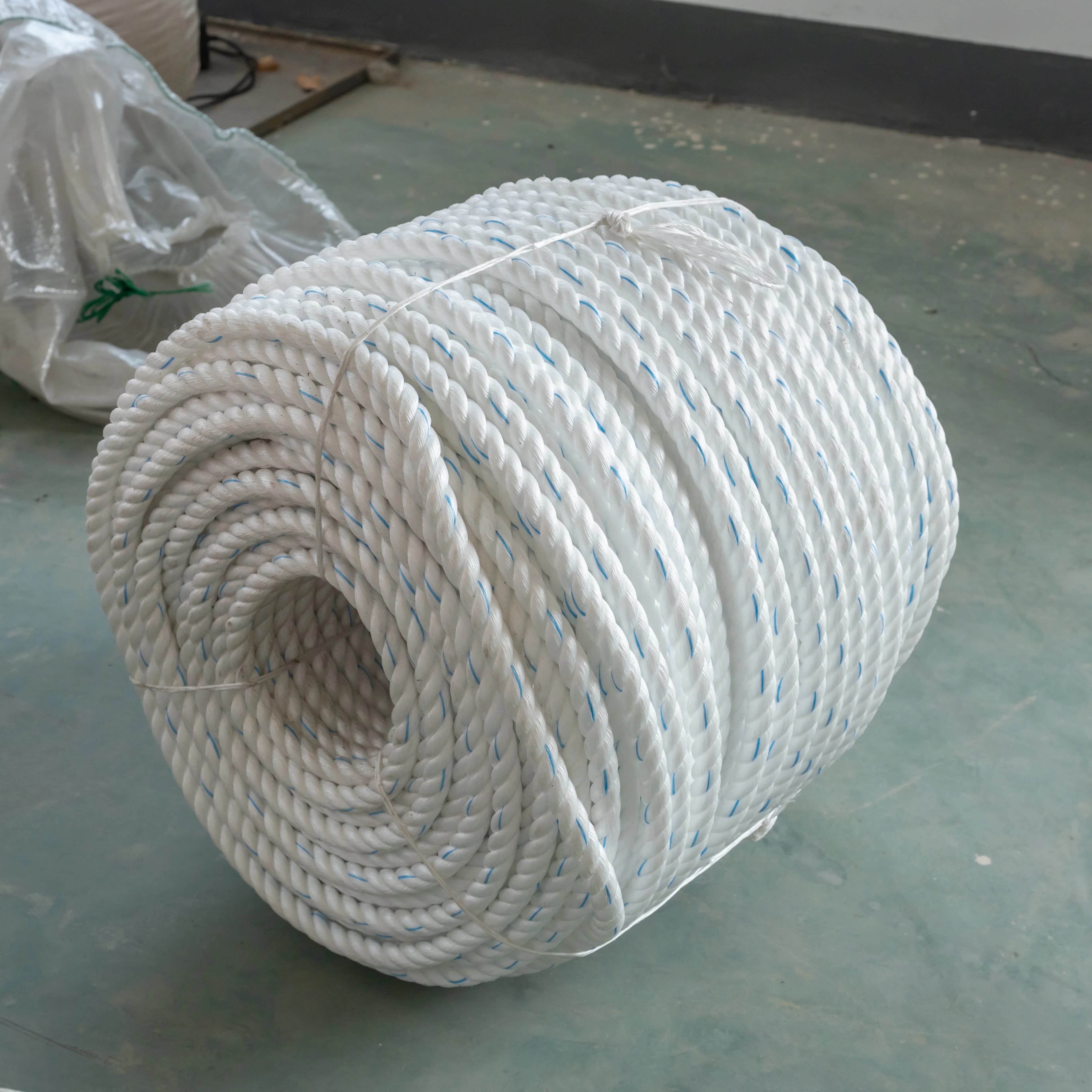 Corda in Polipropilene ad Alta Resistenza all'Abrasione, Diametro 40/48/56/64/72 mm per Navi, Yacht, Barche, Ormeggio e Rimorchio
