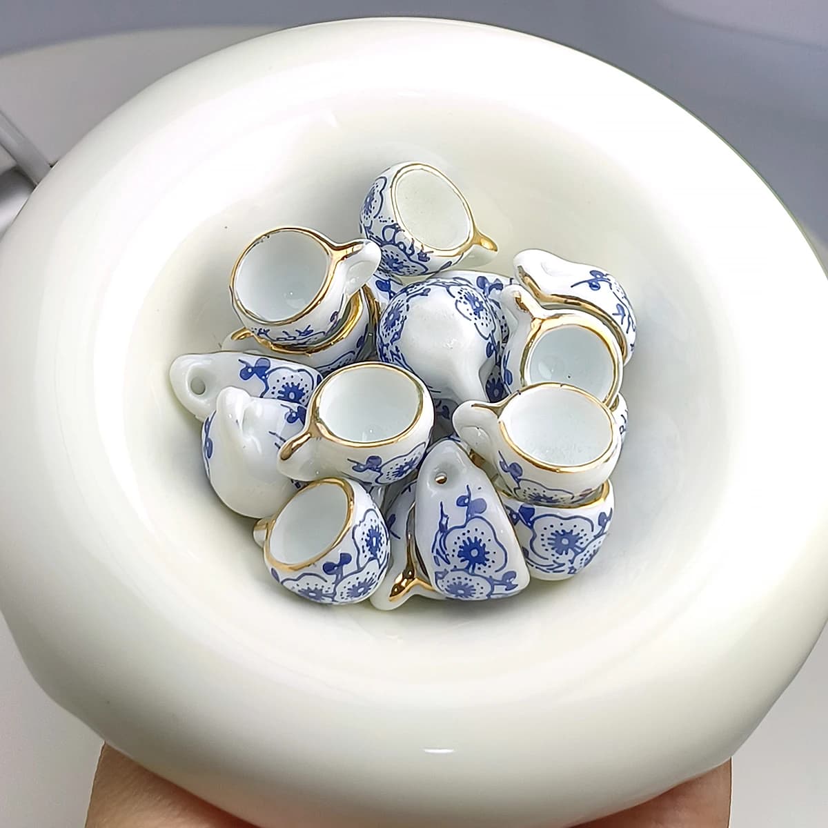 1.8cm Blue and white ceramic teacup pendant ceramic beads DIY Beads for Bracelets, Necklaces, Earrings, and Keychains
