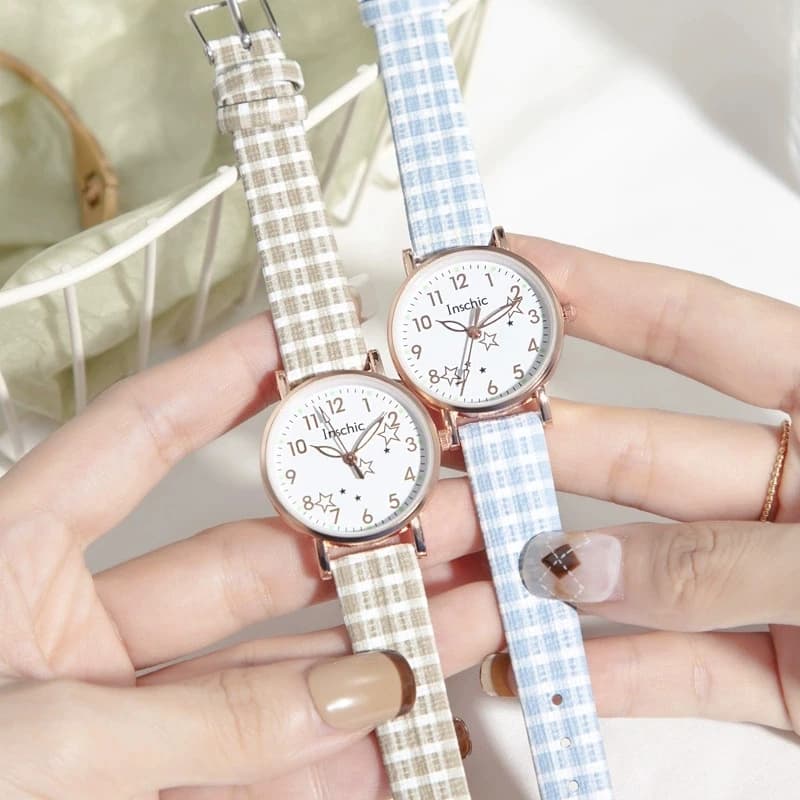 New Elegant Women's Watch for Student, with Waist Leather Strap, Polso Casual Quartz Clock for Gifts, Reloj Mujer