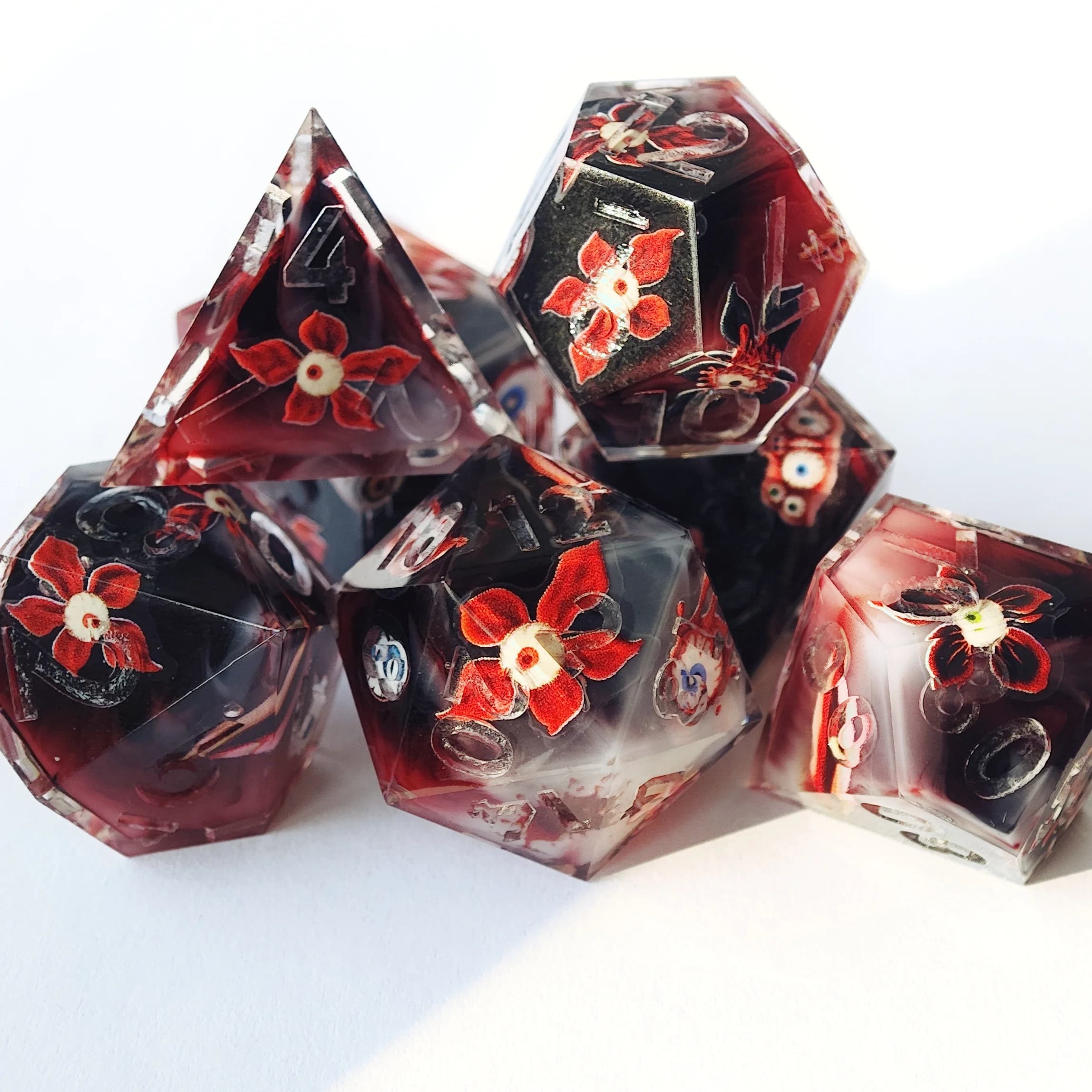 INI PLANET Nuovo Design Strano DND Dice Set per TRPG DND COC Accessori per giochi da tavolo Nucleo liquido Resina Dice D6 D20 DND Dice