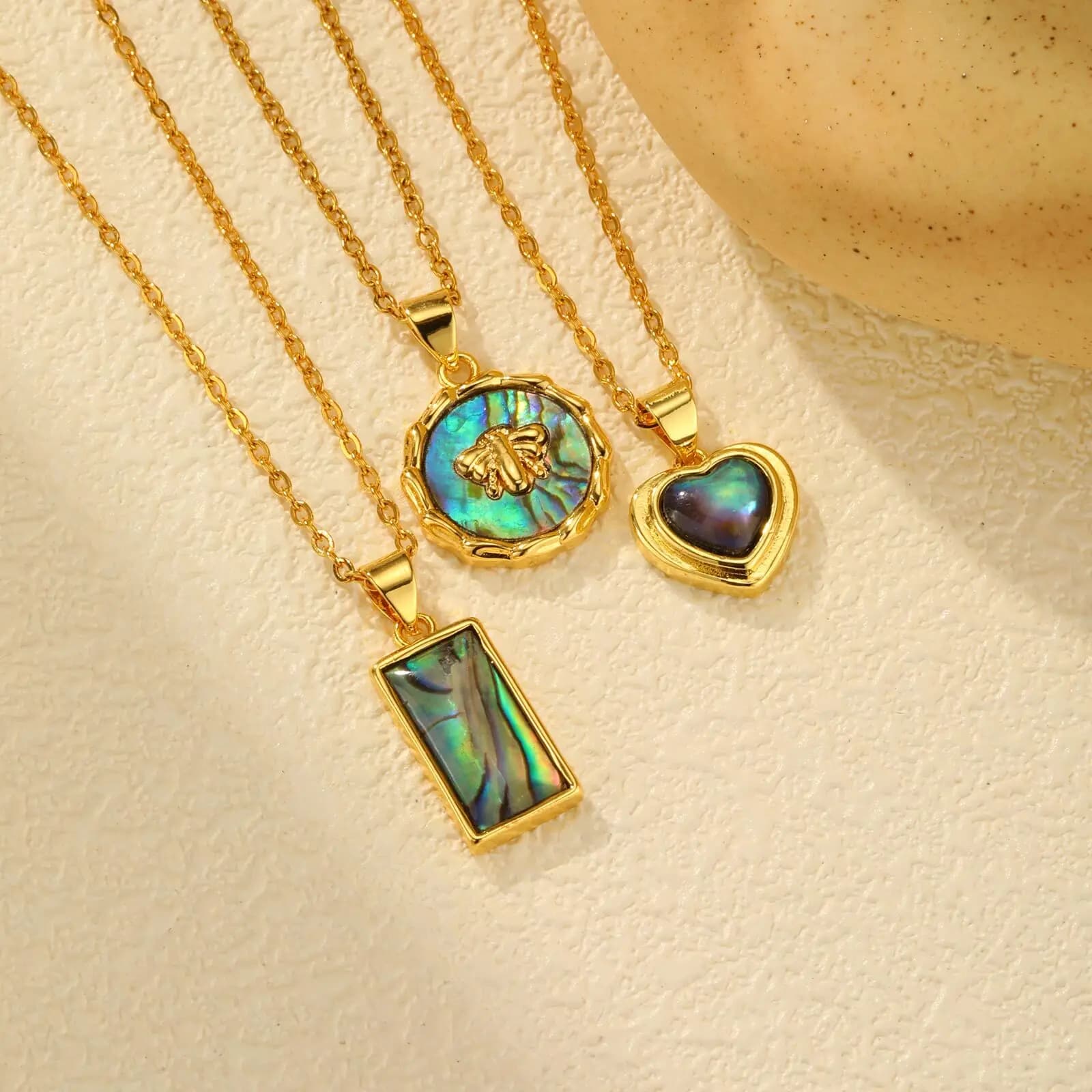 Summer Waterproof Necklace for Women, Nature Abalone Shell Heart Square Round Shape Pendant Statement Jewelry