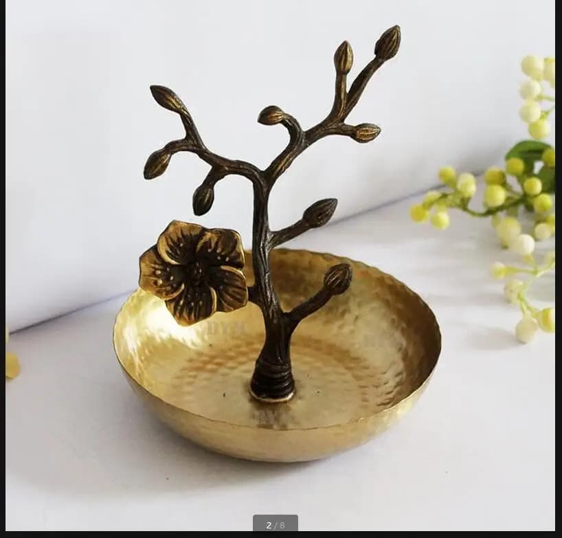 Piatto decorativo in ottone fatto a mano, ramo di prugna, vassoio per gioielli, portaoggetti per snack di frutta secca, decorazione per la casa