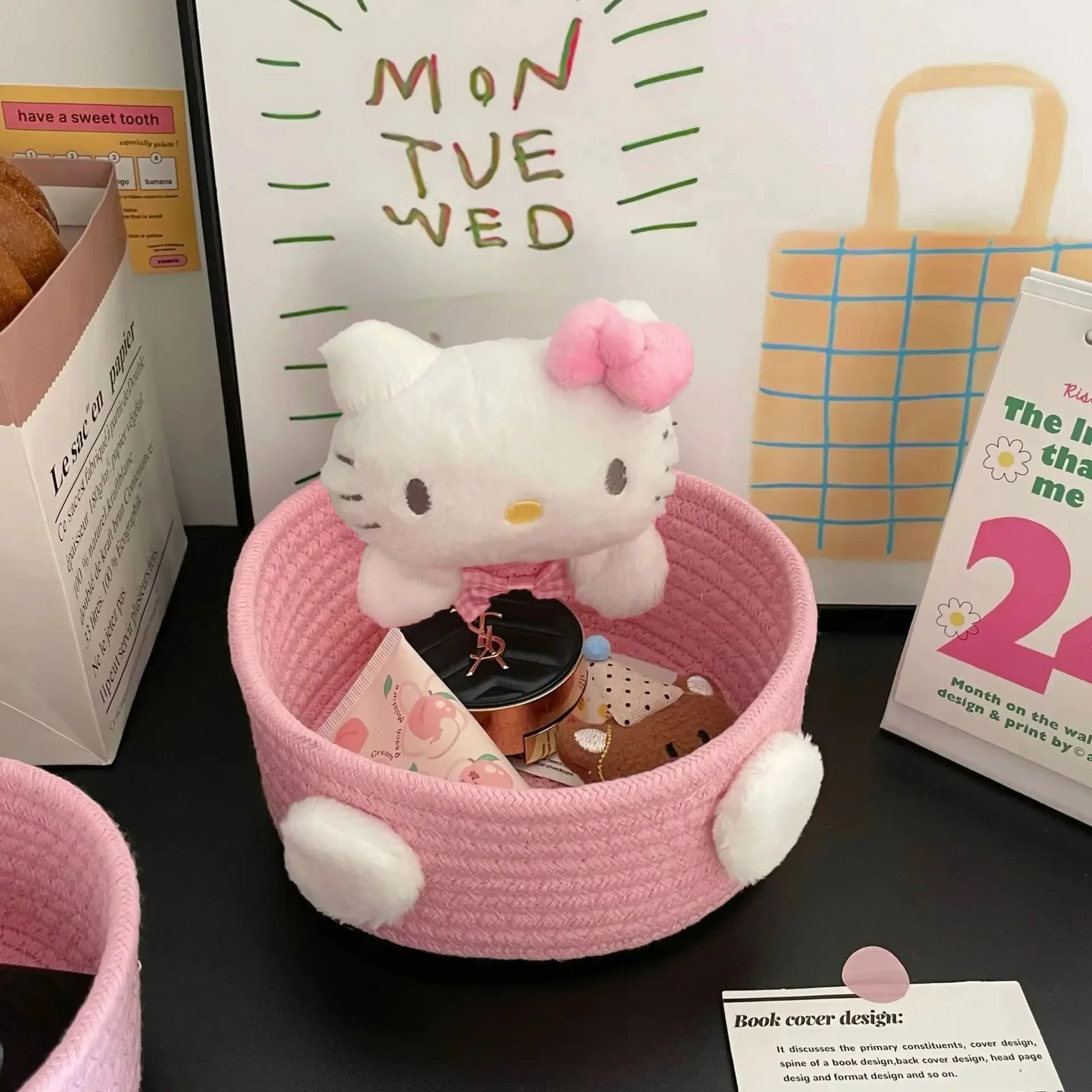 Graziosa Scatola Cosmetica Hello Kitty 50° Anniversario, Accessori, Cesto Organizer Intrecciato a Mano in Corda di Cotone, Regalo Adorabile per Scrivania