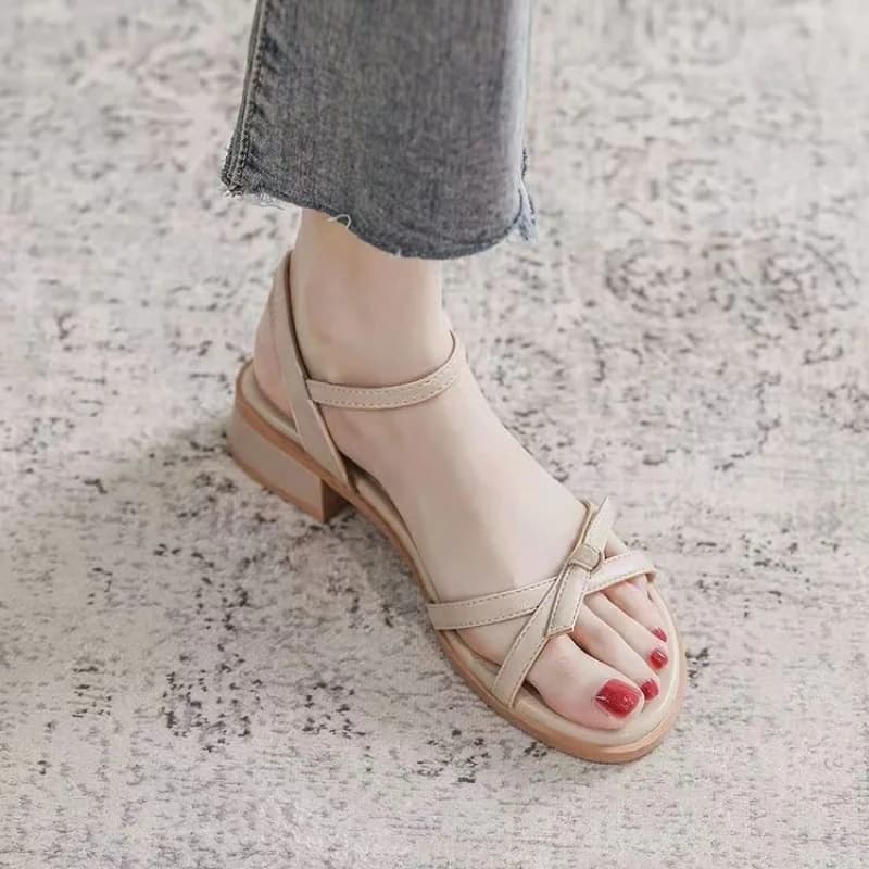 Sandali da donna con tacco medio e cinturino singolo a punta aperta | Tacco quadrato da 3-5 cm. | Tomaia in PVC con cinturino in PU | Sandali Estivi Comodi e Antiscivolo