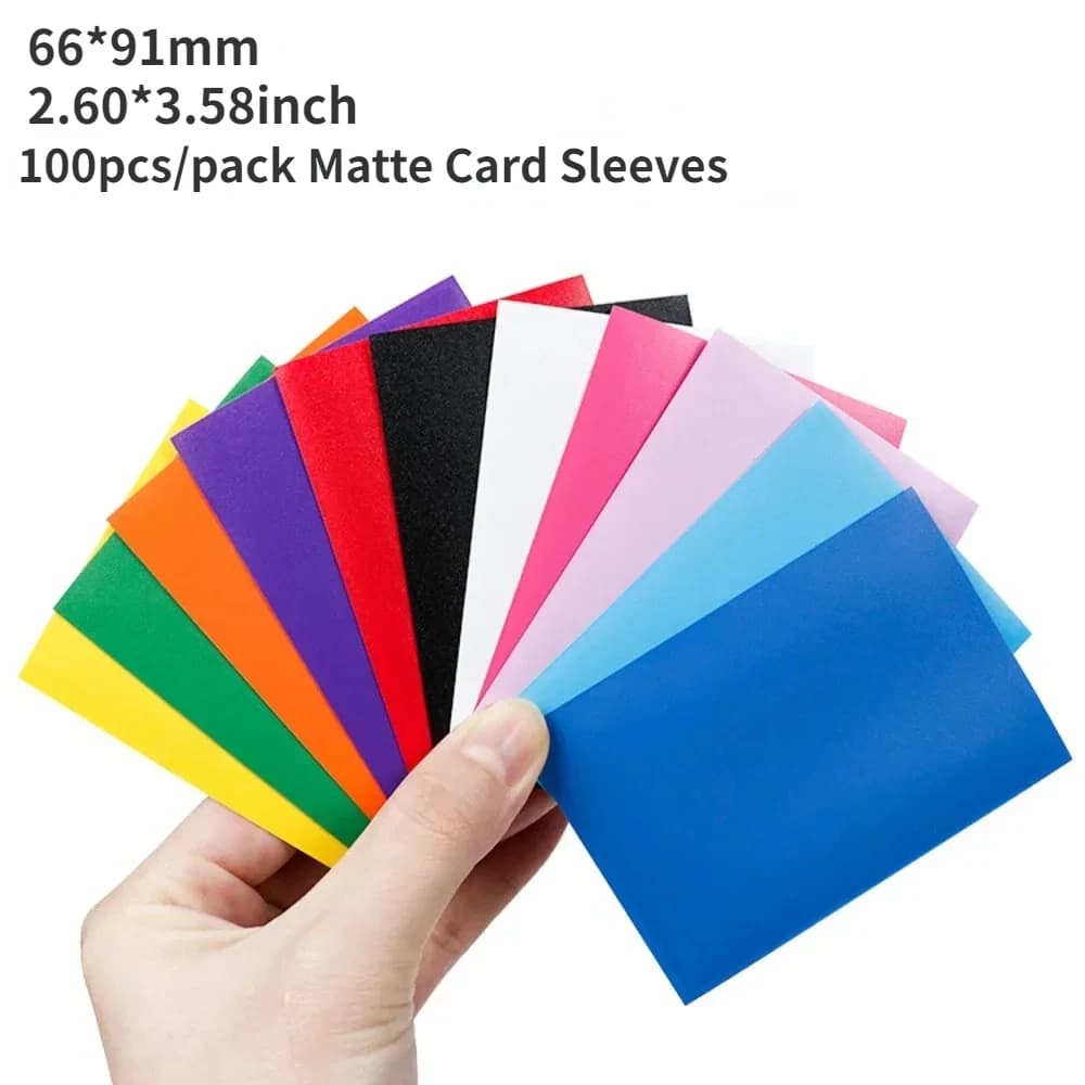 100 PZ 66x91mm Manicotti Per Carte Opache Formato Standard TCG Carte Collezionabili Protezione per Tarocchi Scudo Giochi Da Tavolo Copertura Magica PKM