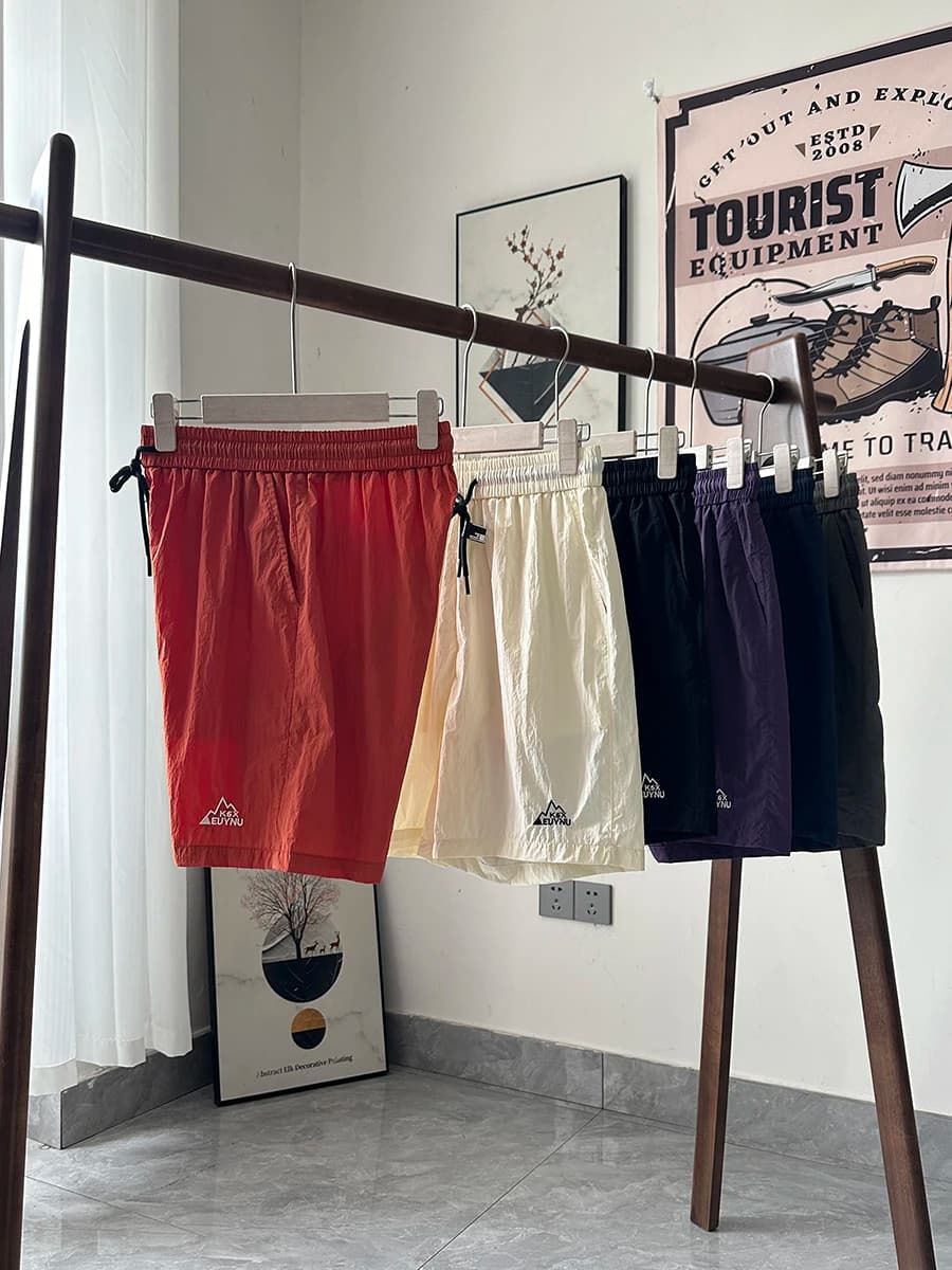 Pantaloncini da Spiaggia alla Moda per Uomo, Lunghezza Cinque Quarti, Vita Elastica, Pantaloni Sportivi Casual a Gamba Dritta in Nylon, Abbigliamento Giovanile