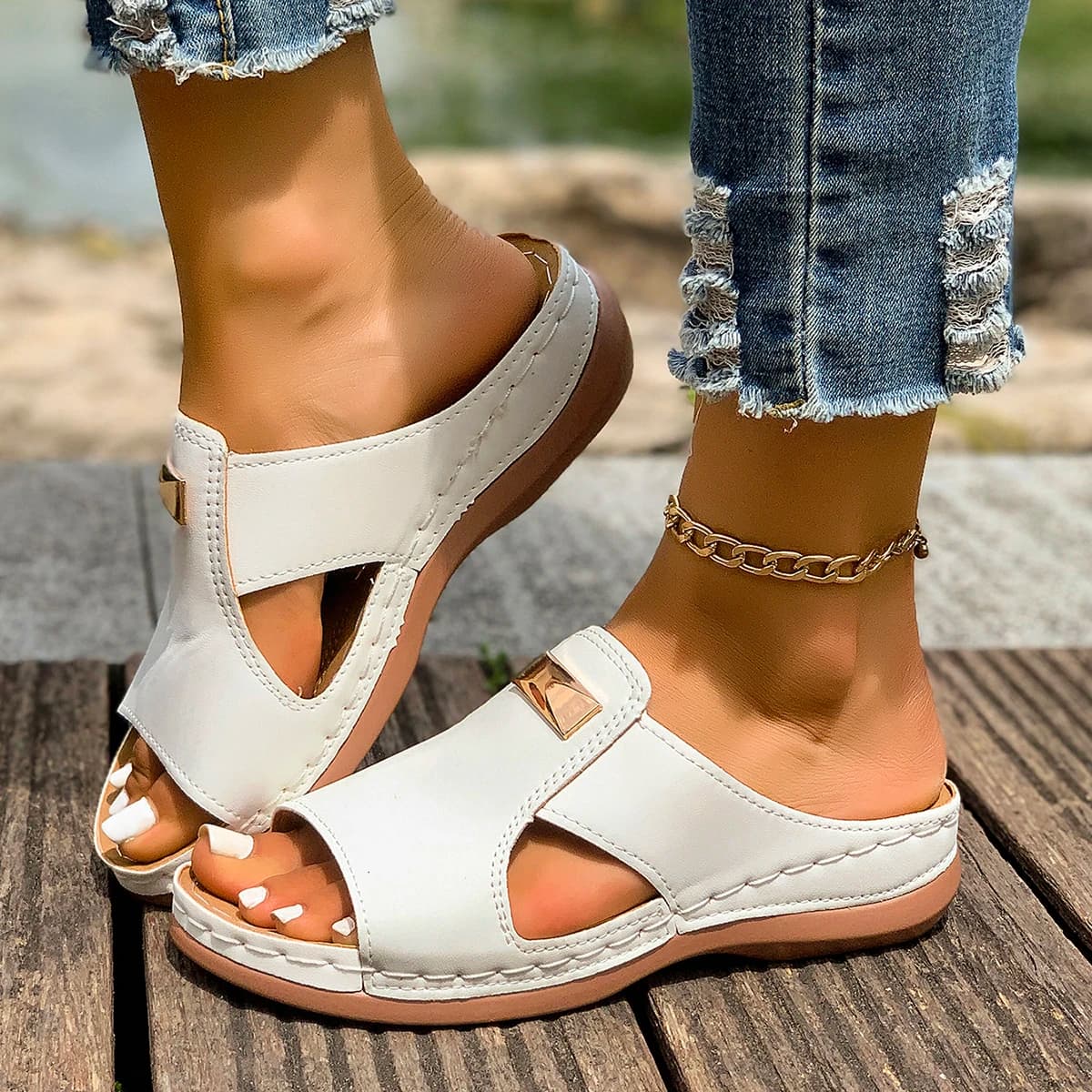 Women Wedge Slippers Summer Fashion Slippers Open Toe Designer Sandals Comfortable Buckle Woman Shoes Lightweight Slides Women
