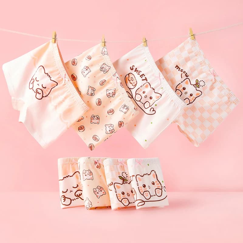 4 pezzi di cotone per ragazze mutandine morbide per bambini modello di personaggio adorabile cartone animato mutandine studenti boxer biancheria intima per bambini boxer per bambini