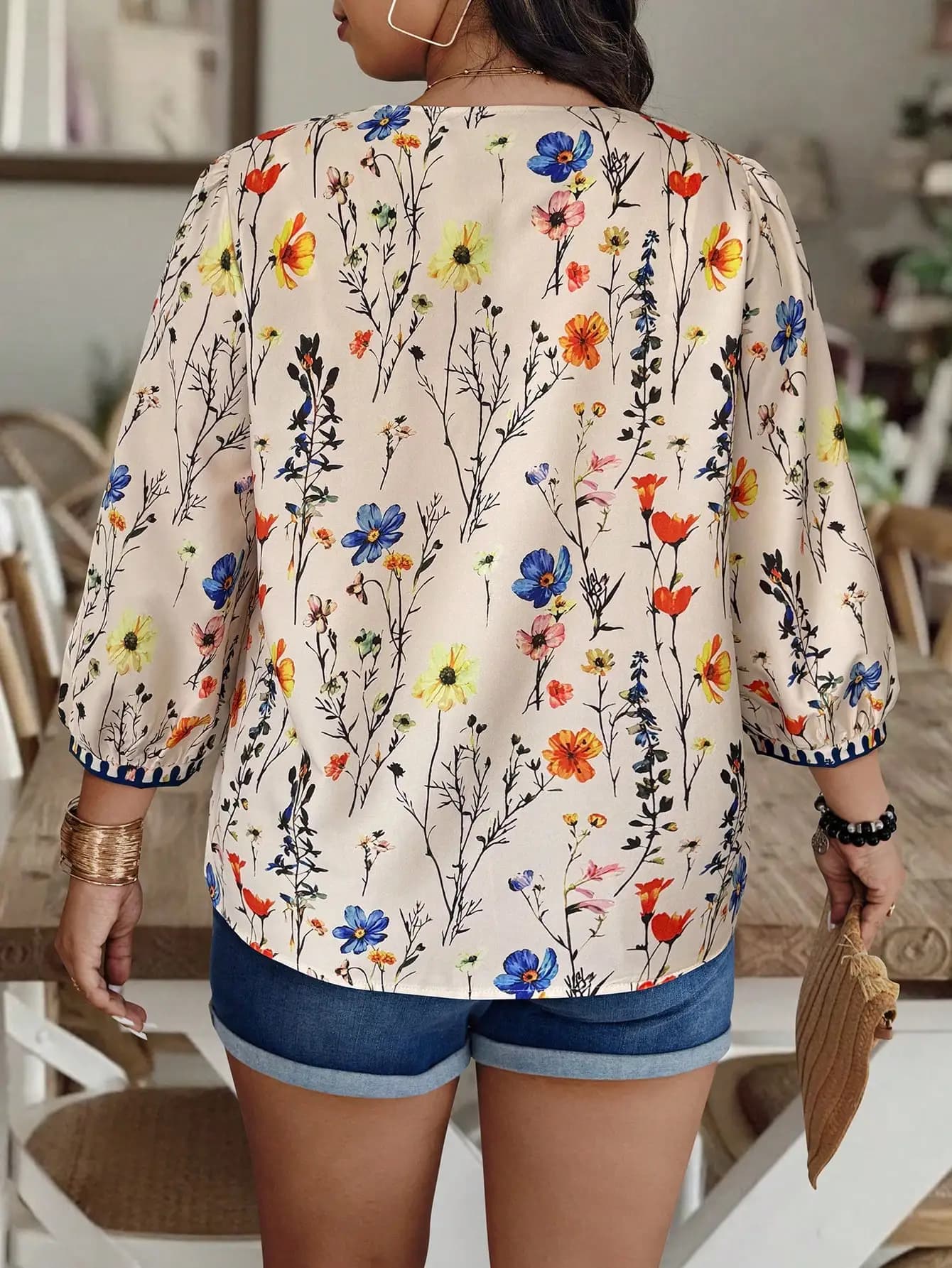 Floral Print Casual Blouse With V-Neck And Puff Sleeves