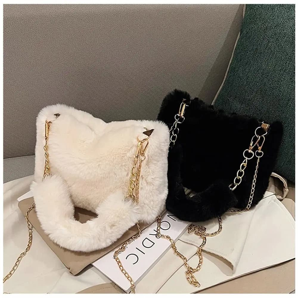 Borse a tracolla soffici da donna alla moda Borsa invernale da donna con catena sotto le ascelle Borsa in tinta unita Borsa con manico in morbida peluche