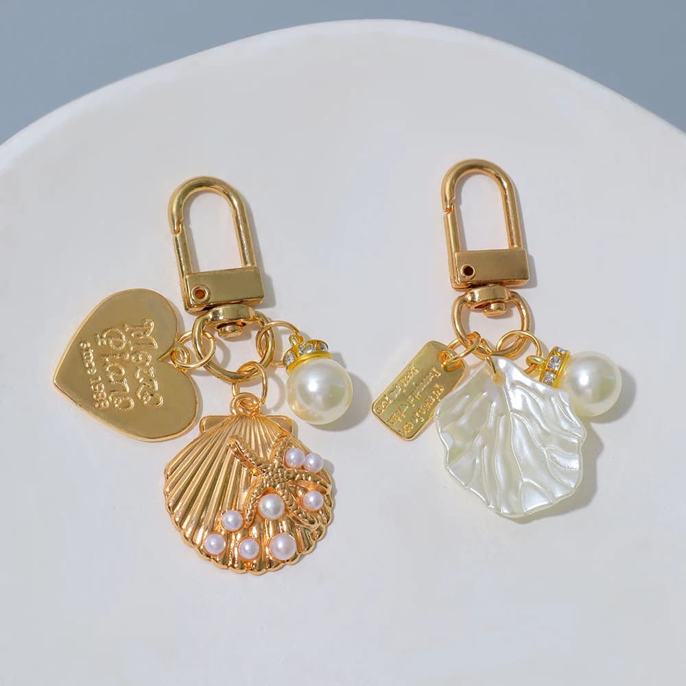 Creative Alloy Shell Pearl Key Chain for Women Cute Conch Pendant Keyring Handbag Ornament Car Key Accessories Small Gifts
