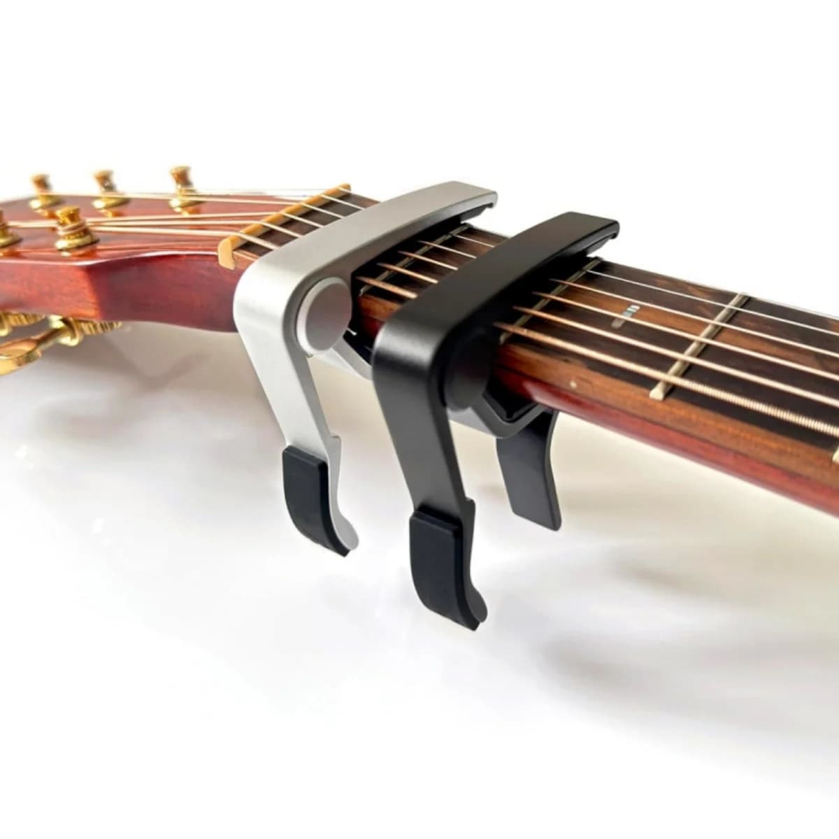 Capotasto per chitarra Miwayer adatto a tutti gli strumenti a corda (chitarra, ukulele, banjo) - Facile trasposizione, presa sicura, tono perfetto