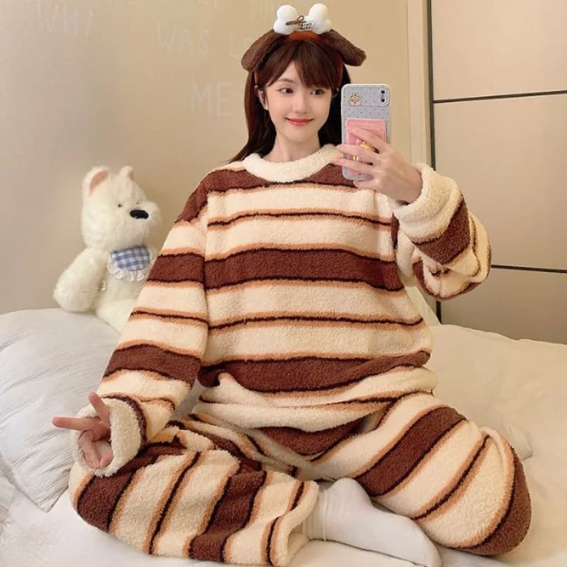 M-5XL Plus Size Women Winter Warm Set of 2 Pieces Adding Haft Pijama Fleece Set Korean Students Striped Pijama Homewear