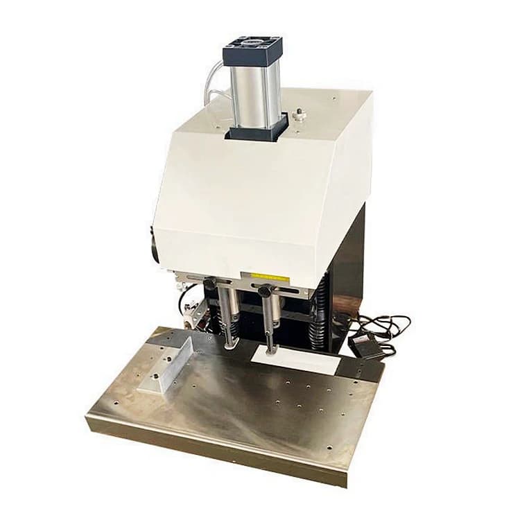 Automatic punching machine for fabric fabric, notebook labels, plastic bags, leather hole punching machine