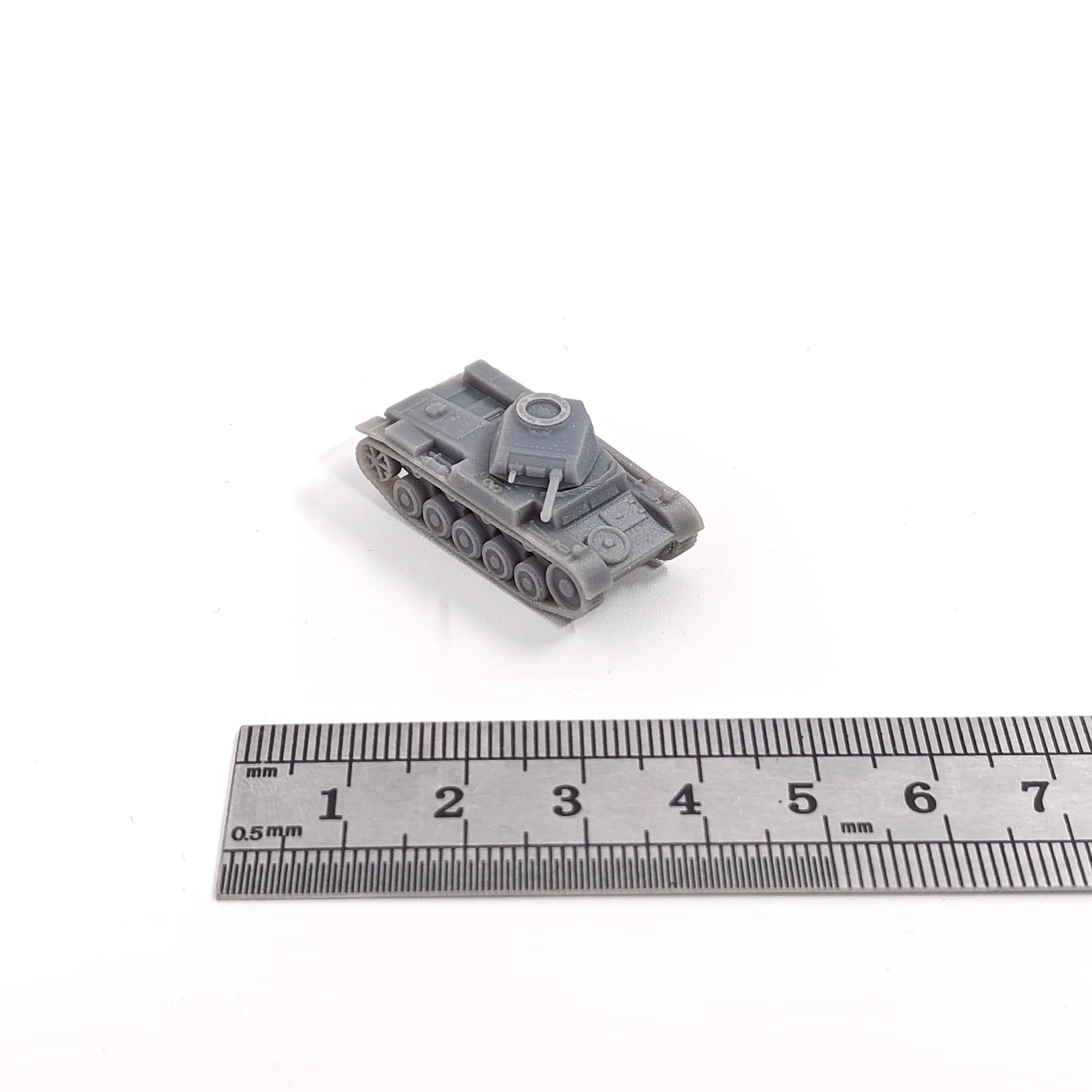 KIT MODELLO Panzer II Ausf.F in scala 1/144
