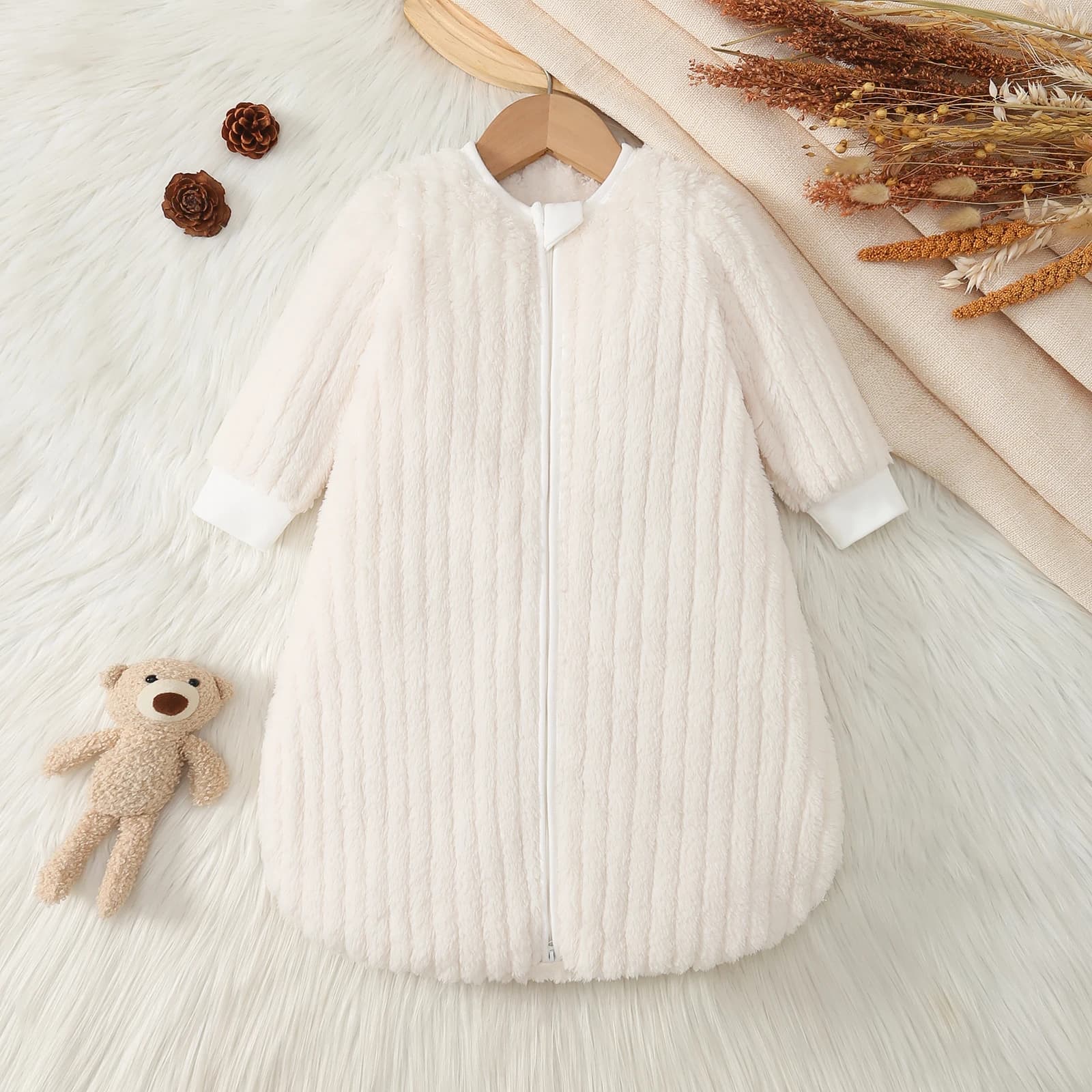 Long sleeved sleeping bag with double side zipper in striped plush for autumn and winter seasons, cute and casual for baby