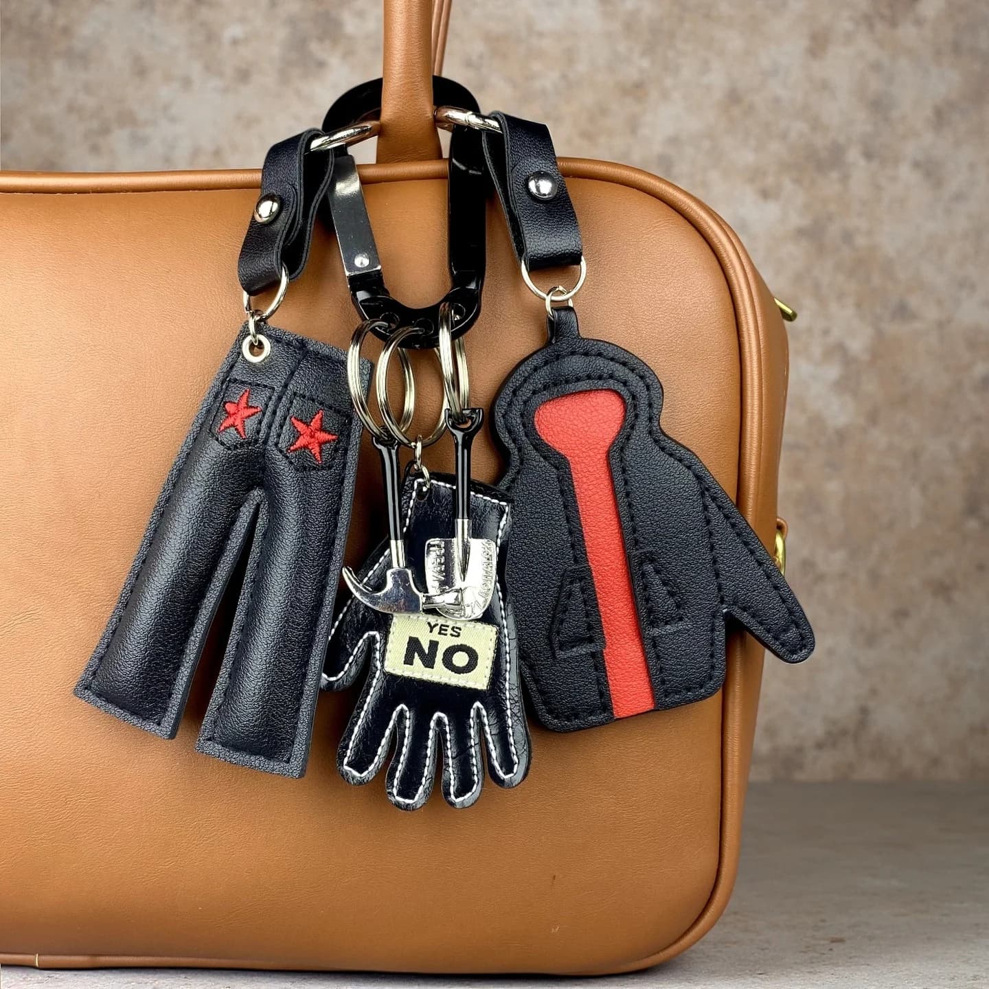 Mini PU Leather Outfit Keychain Set – Hoodie, Jeans& Gloves with Metal Tools Funky Bag Charm & Keyring for Backpack, Purse-Gift