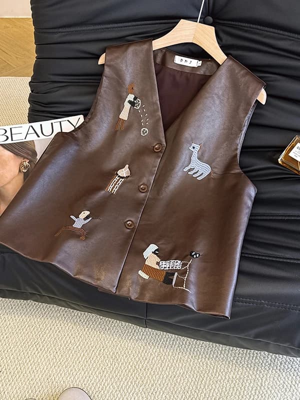 Fashionable Leather Vest Heavy Embroidery Sleeveless V-Neck Short Jacket Women's Style Synthetic Leather Standard Fit No Brand