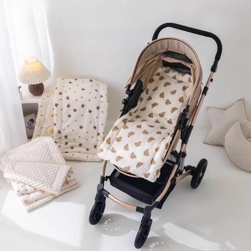 Cuscino per sedile per passeggino Coprimaterasso in garza di cotone morbido Fodera per culla calda e carina per cuscino traspirante portatile per neonati