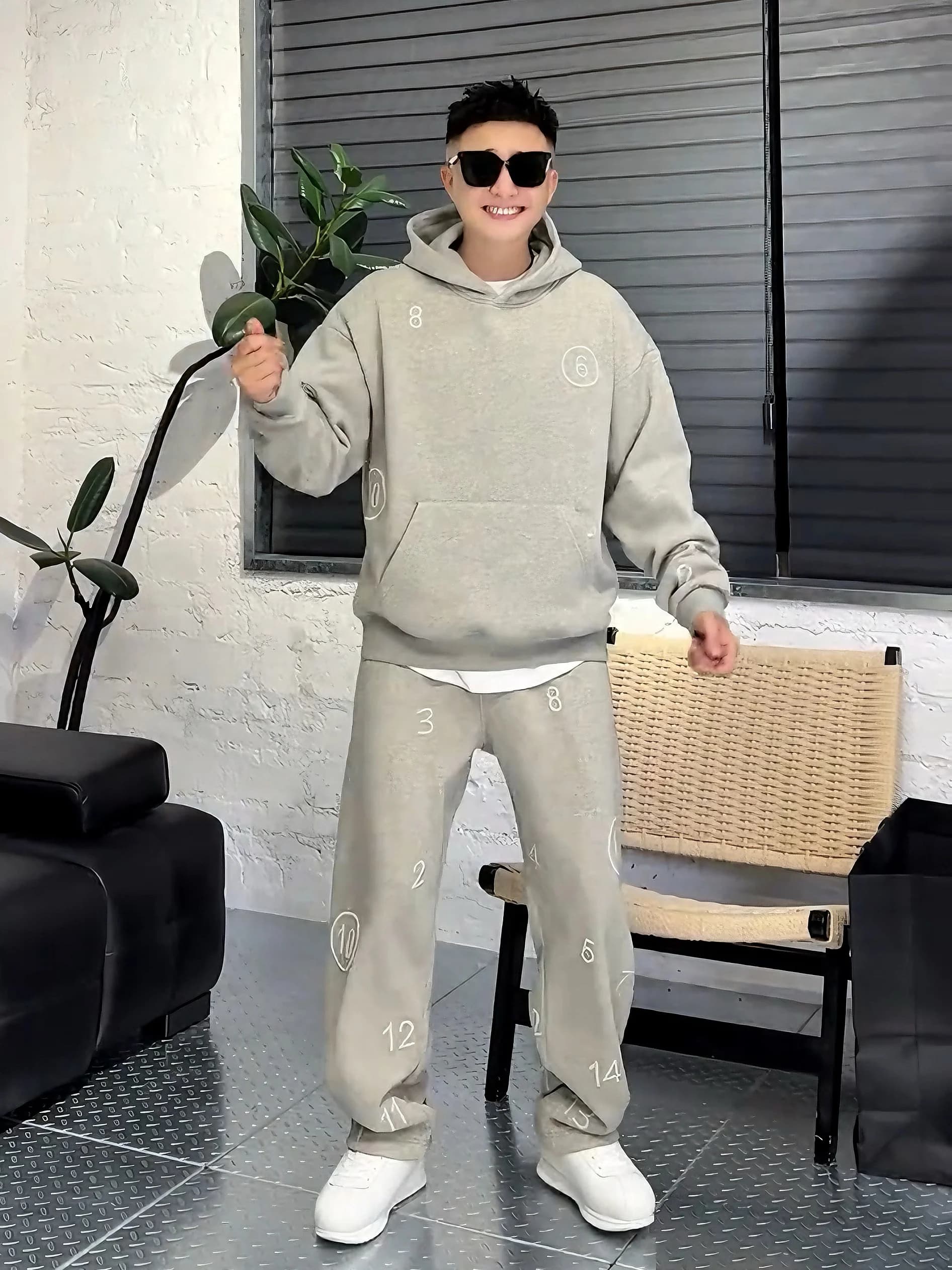 Winter New Faion Men's Casual Ensemble with Fce Hoodie And Pants Long Sve Long Pants Youth All-Match Embroidery