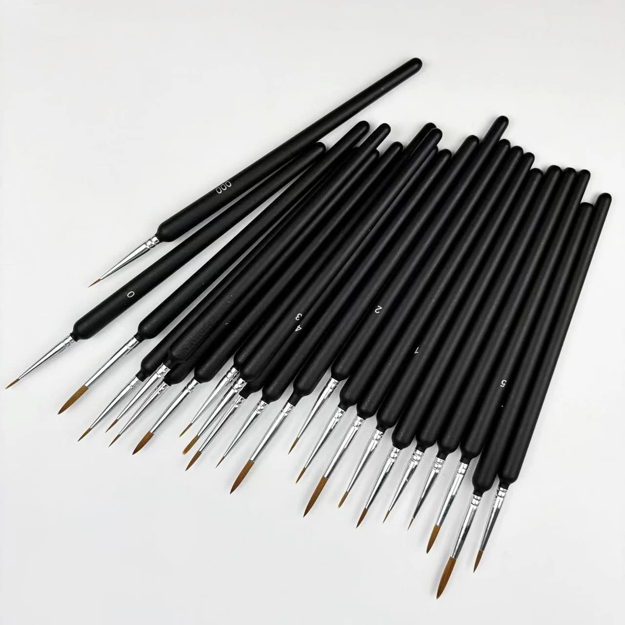 A set of 22 fine detail brushes with wooden handles, suitable for miniature art, acrylics, and watercolors, ideal for artists