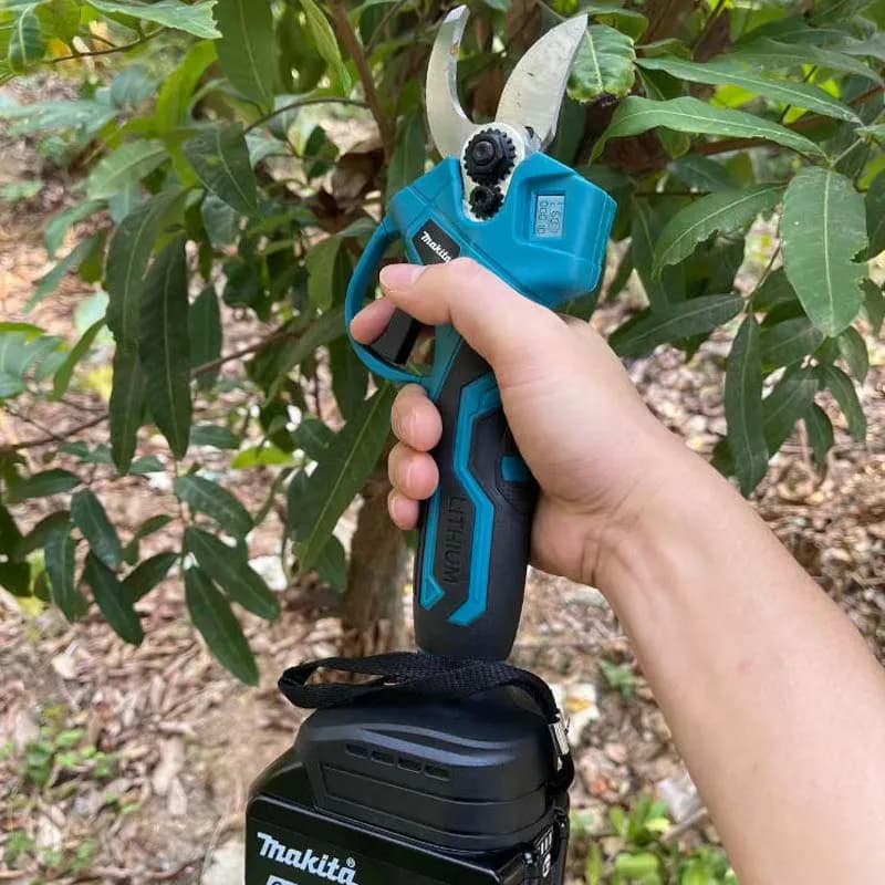 Makita 30MM Electric scissors without brush pruning shears Professional tool for pruning battery fruit trees for Makita 18V Battery
