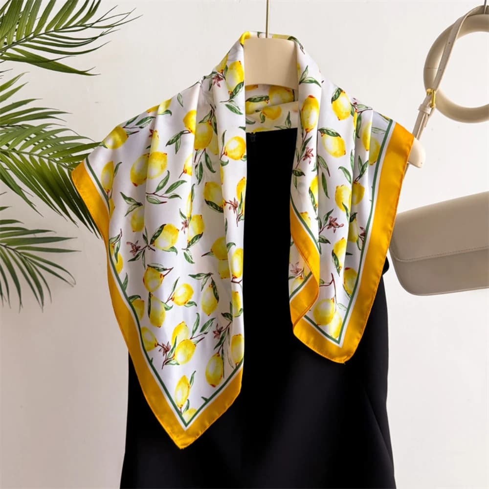 1pcs Summer Bright Color Oil Painting Lemon Print Small Square Women Satin Neck Tie Scarfs Soft Neat Ladies Neckerchiefs