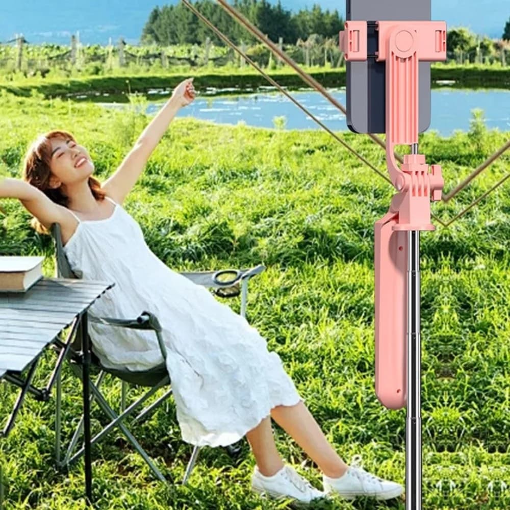 Con lampada a LED Bastone selfie telescopico Treppiede Anti-vibrazione Bastone selfie Bluetooth Supporto per selfie stick portatile regolabile Casa