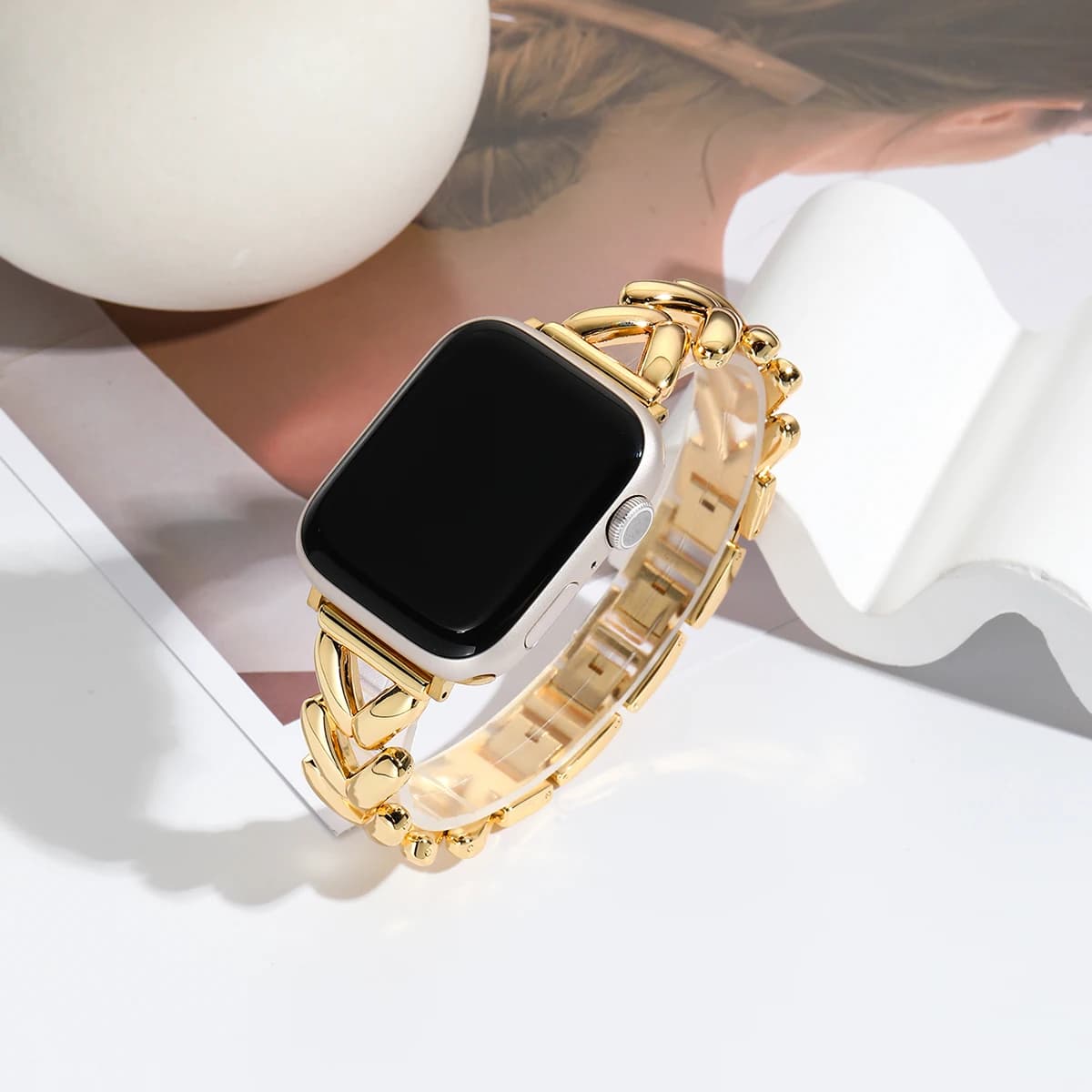 Luxury Gold Strap for Apple Watch 44mm 8 7 9 41mm 6 5 Stainless Steel Women's Bracelet for iWatch Ultra 40mm 42mm 49mm