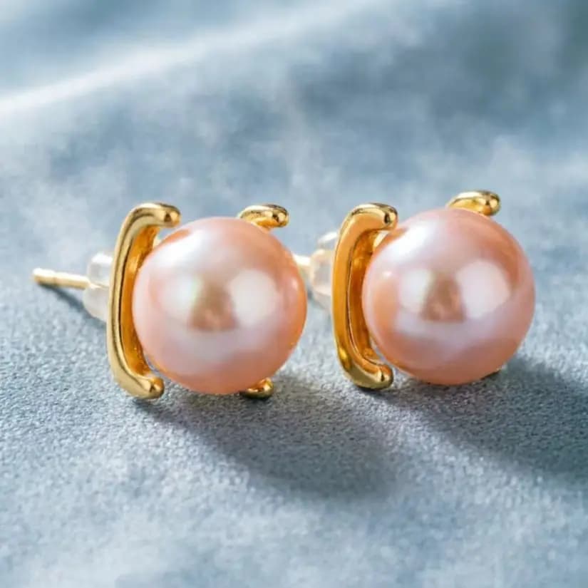 Earrings JUNYE Golden Minimalists Lucidi 5A+ with Pink-Viola Chiaro Pearls, Almost Round, Elegant Jewelry for Women, Celebrations and Gifts