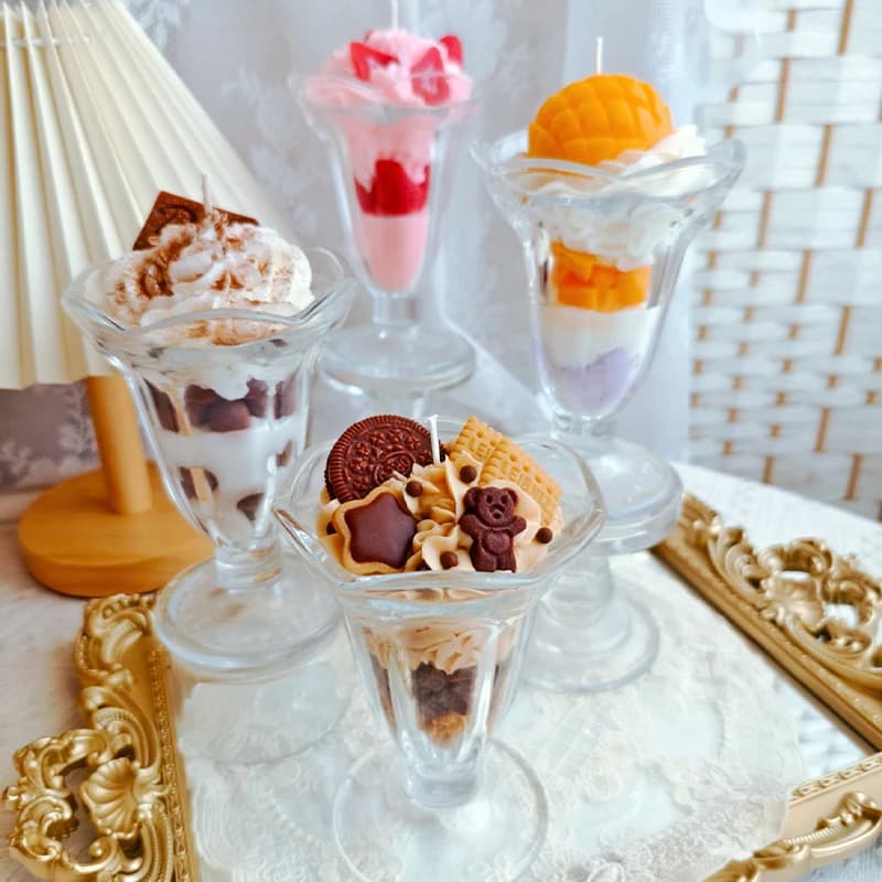 Handmade soy wax scented candle in fruit ice cream, chocolate cup, dessert ornament, perfume, birthday gift
