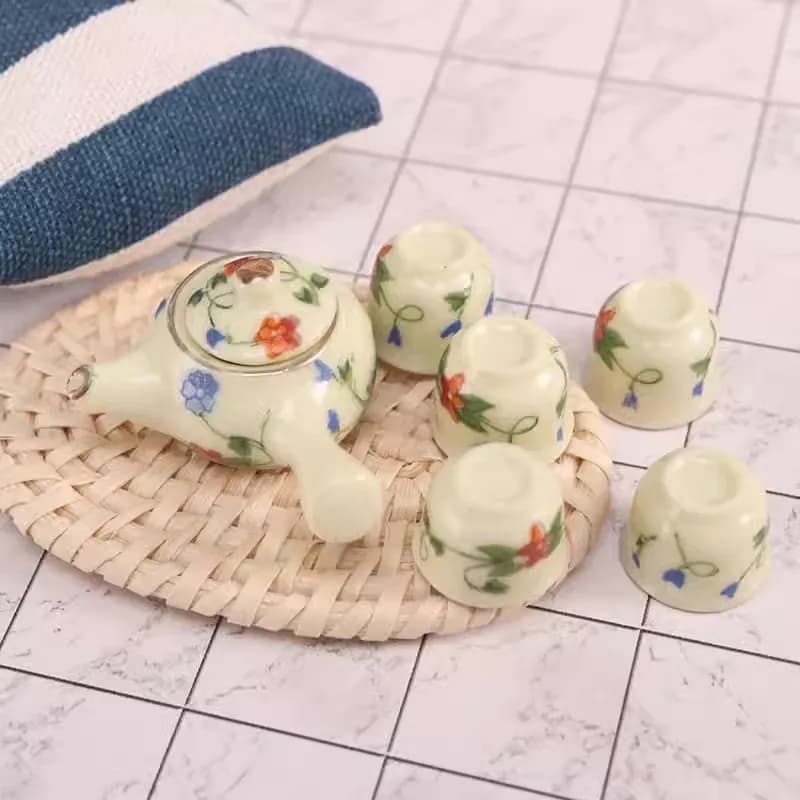Casa delle bambole Mini Scene Pocket forniture in ceramica fai da te lampade da scrivania in ceramica accessori per l'arredamento mobili da soggiorno decorazione giocattoli