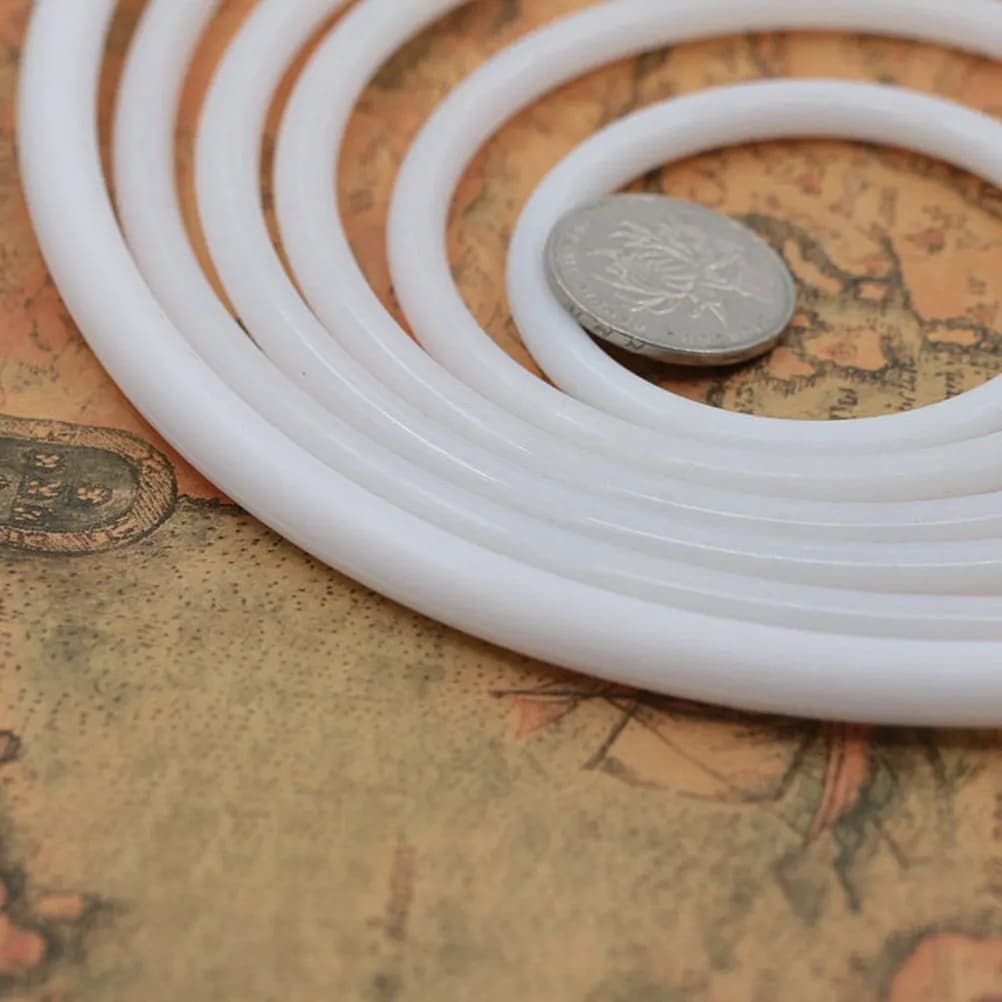 30Pcs Dreamcatcher Circle White Plastic Rings DIY Dreamcatcher Material for Wrapping Yarn Thong 8.5cm Plastic Ring