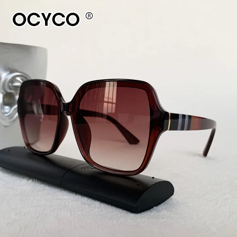 Occhiali da sole punk alla moda OCYCO 2026 per uomo e donna, eleganti occhiali quadrati di lusso, unisex, di tendenza, vintage, protezione UV400