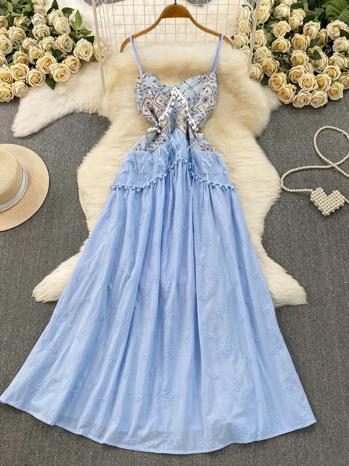 Elegant V-neck Lace Splicing Hook Flower A-line Dress Women Summer Vacation Style Gentle Wind Breathable Skin-friendly High W...