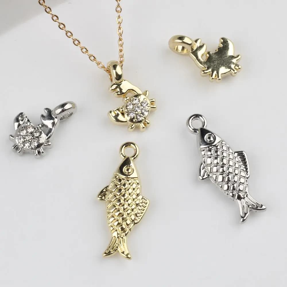 10 pcs/lot 20*13 MILLIMETRIES In Zinco Alloy Strass Inlaid Crab and Fish Pendants and Pendants FAI Necklace by TE Bracelet Earrings Accessories