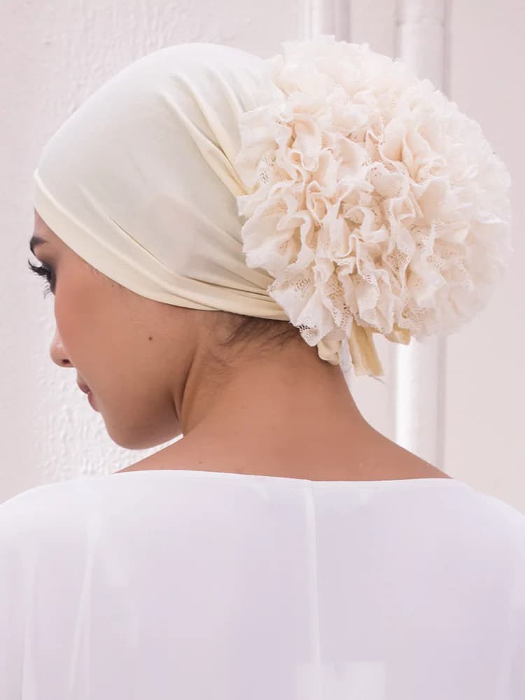 New Pure Color Milk Silk Pan Flower Hat musulmano Stretch Toe Cap Dubai Arab women's Flower Hat Turban Beanie Fashion