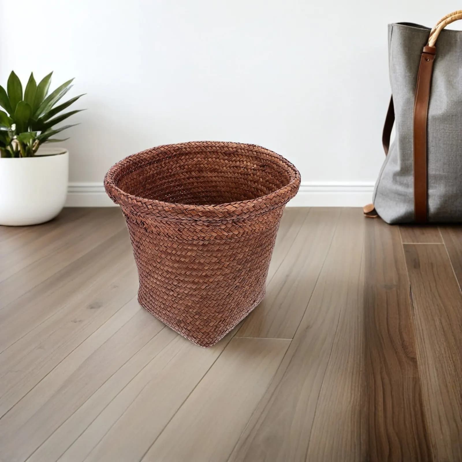1Pcs Straw Woven Wastebasket Office Trash Can Open Top Waste Paper Basket Natural Storage Bin for Home and Office