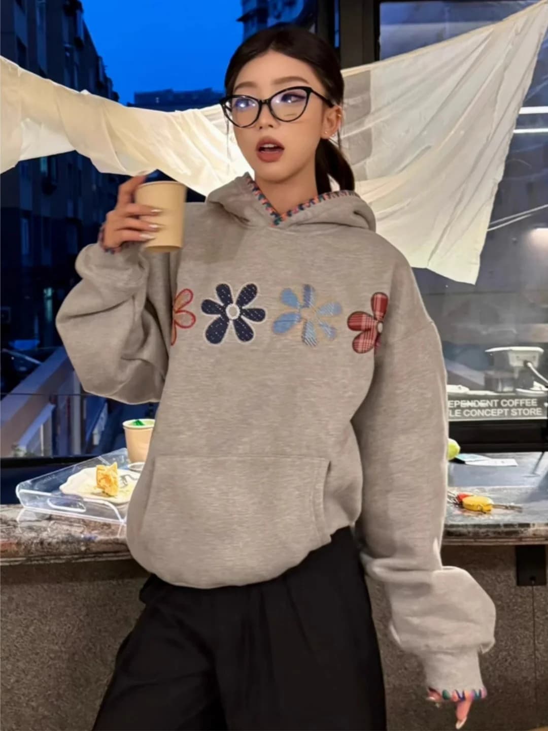 American High Street Embroidered Flower Hoodie Women's Autumn Winter New Thickened Fleece Loose Outerwear for Couples Grey
