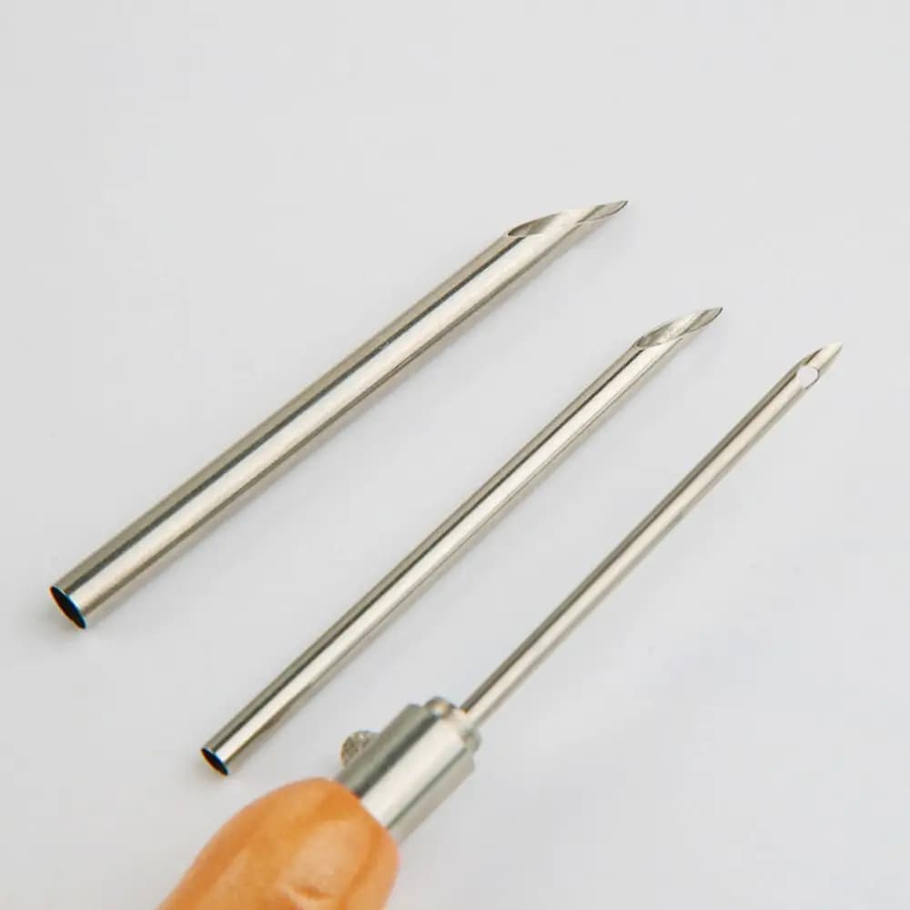5Pcs 2.5mm/3.5mm/5mm Punch Needle Set Wooden Handle Adjustable Tailors Awl Set DIY Embroidery Craft Punch Stitching Kit Beading