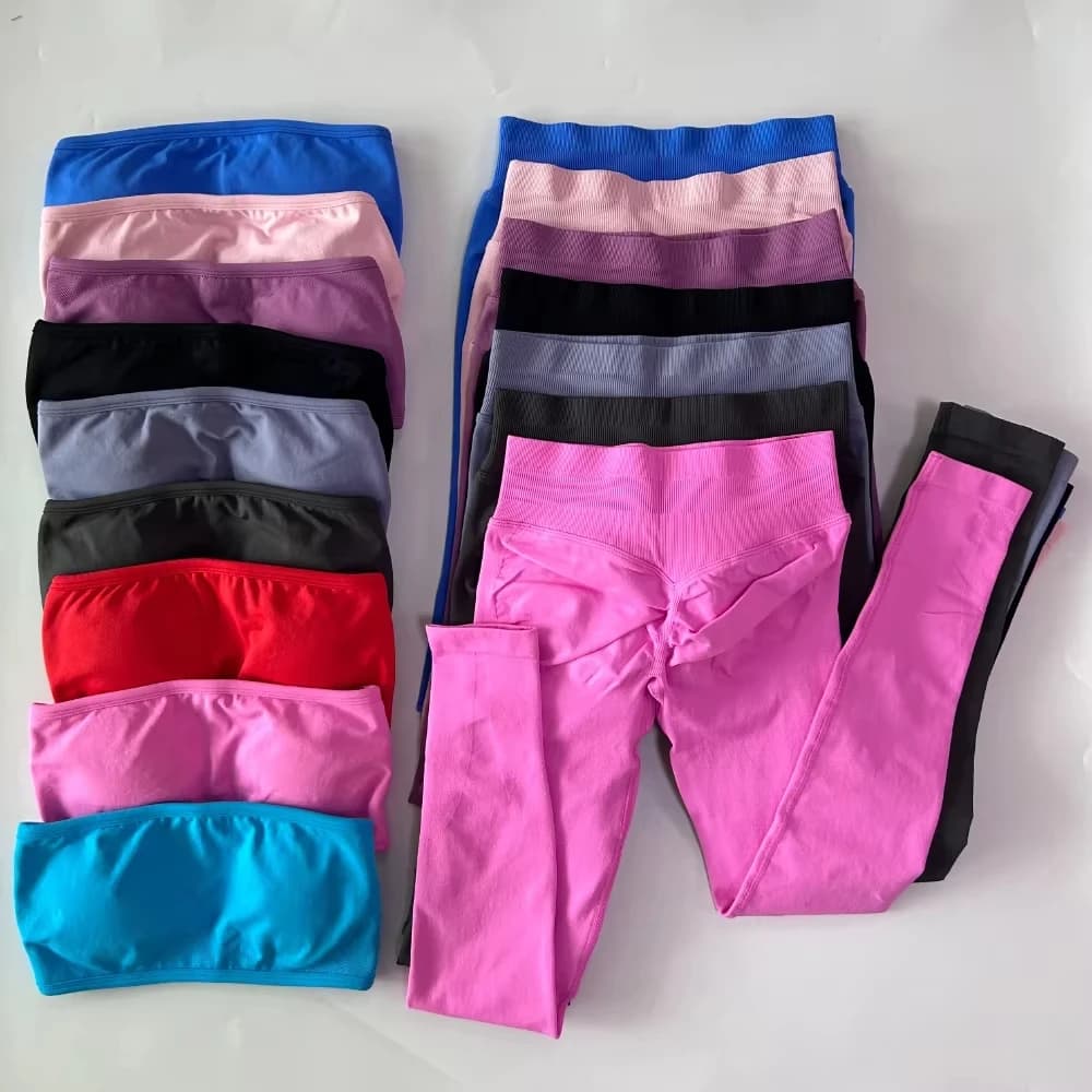 Set Yoga da Donna 2 Pezzi Senza Spalline, Top Sportivo e Leggings a Vita Alta con Effetto Scrunch, Completo per Palestra e Pilates
