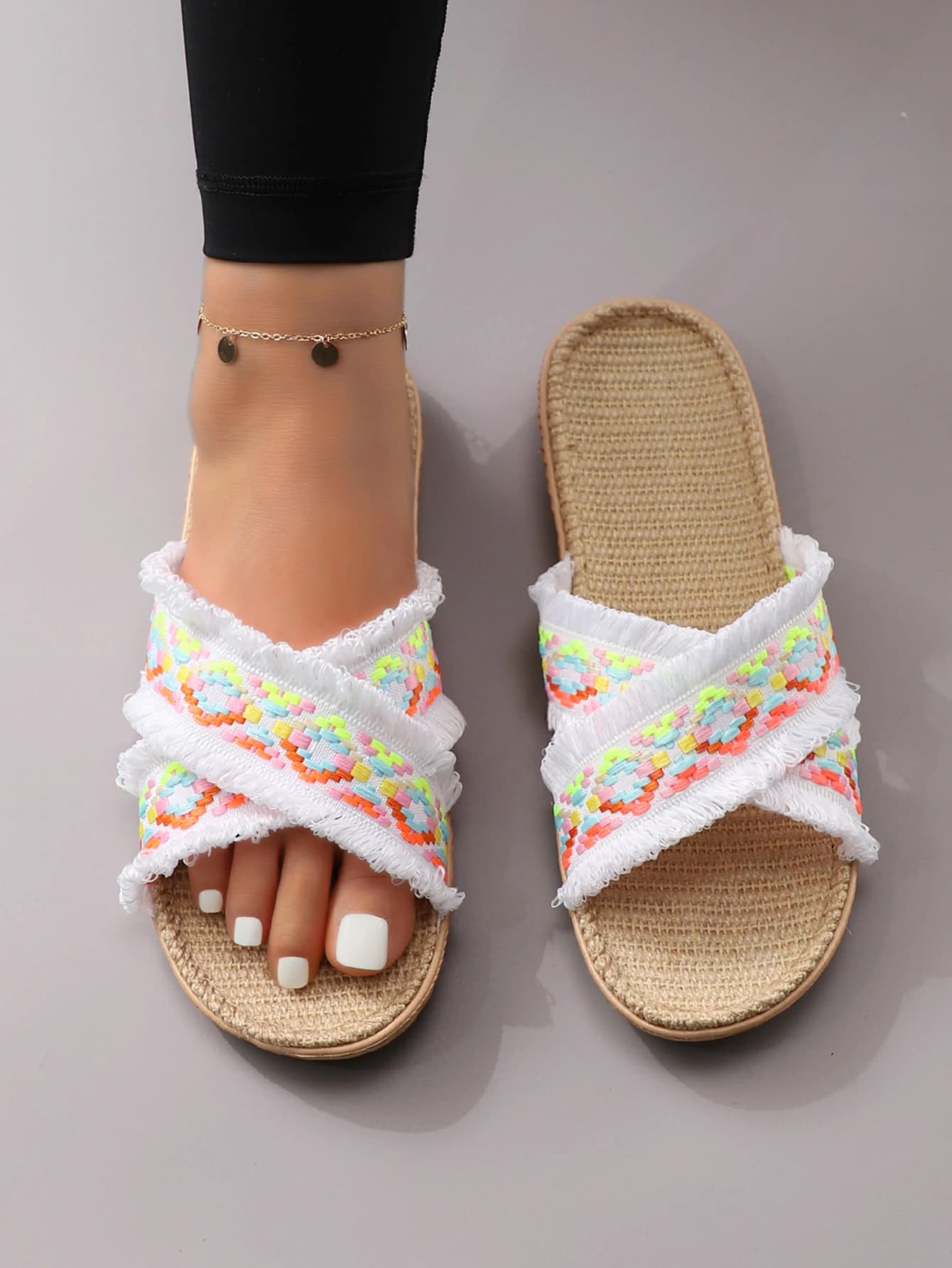 Ethnic Style Fashionable Colorful Tassel Cross-Strap Linen Beach Slippers for Women
