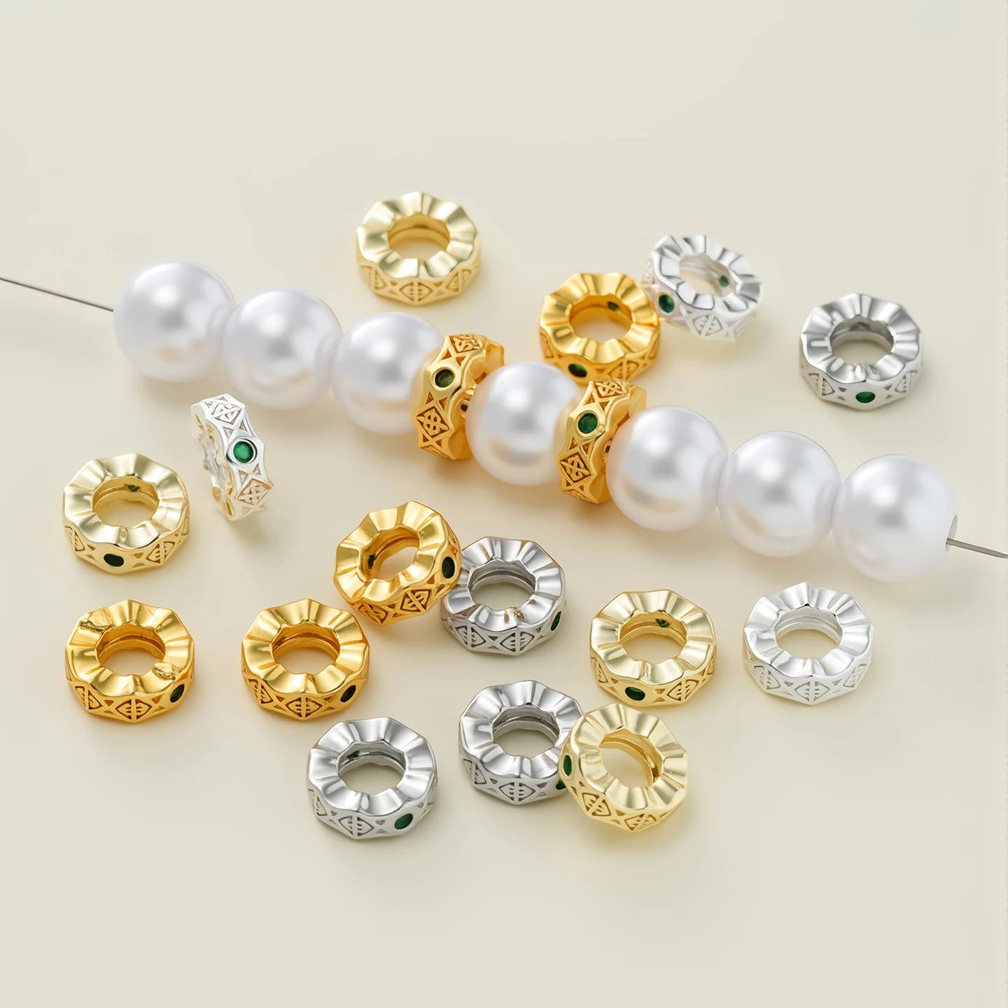 Perline distanziatrici in rame oro 8mm 14/18K, perline con strass alla moda per la creazione di gioielli Perline distanziatrici Accessori per collane/bracciali fai da te