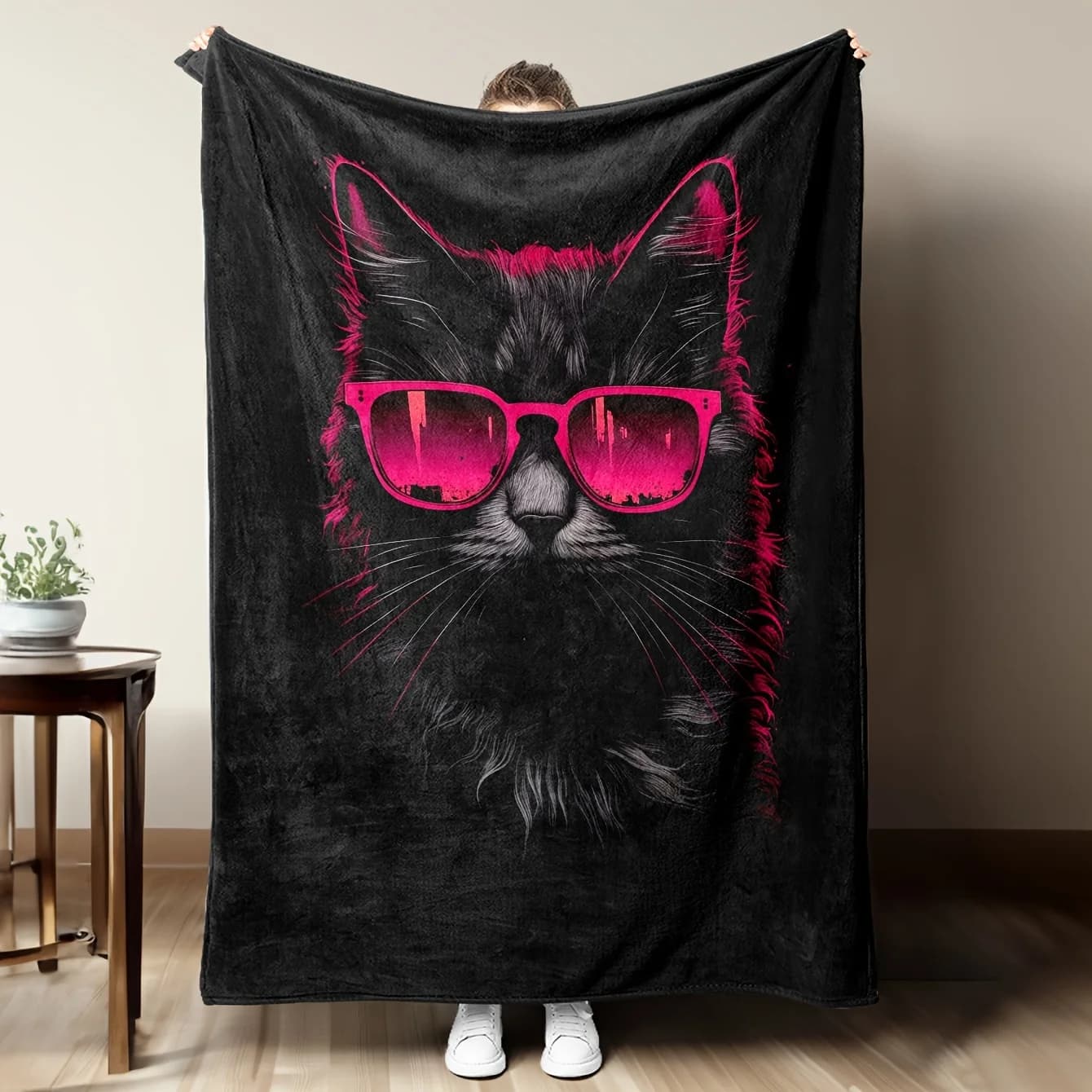 Fashion eyeglasses with cat patterns Flannel printed blanket suitable for all seasons suitable for living office sofa and travel