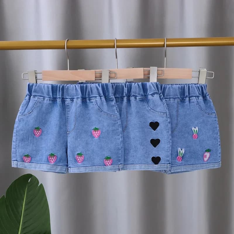 Pantaloncini per neonate Pantaloni corti in denim casual estivi per bambine Tasche Design Abbigliamento Pantaloni jeans per bambini 24M-4Y