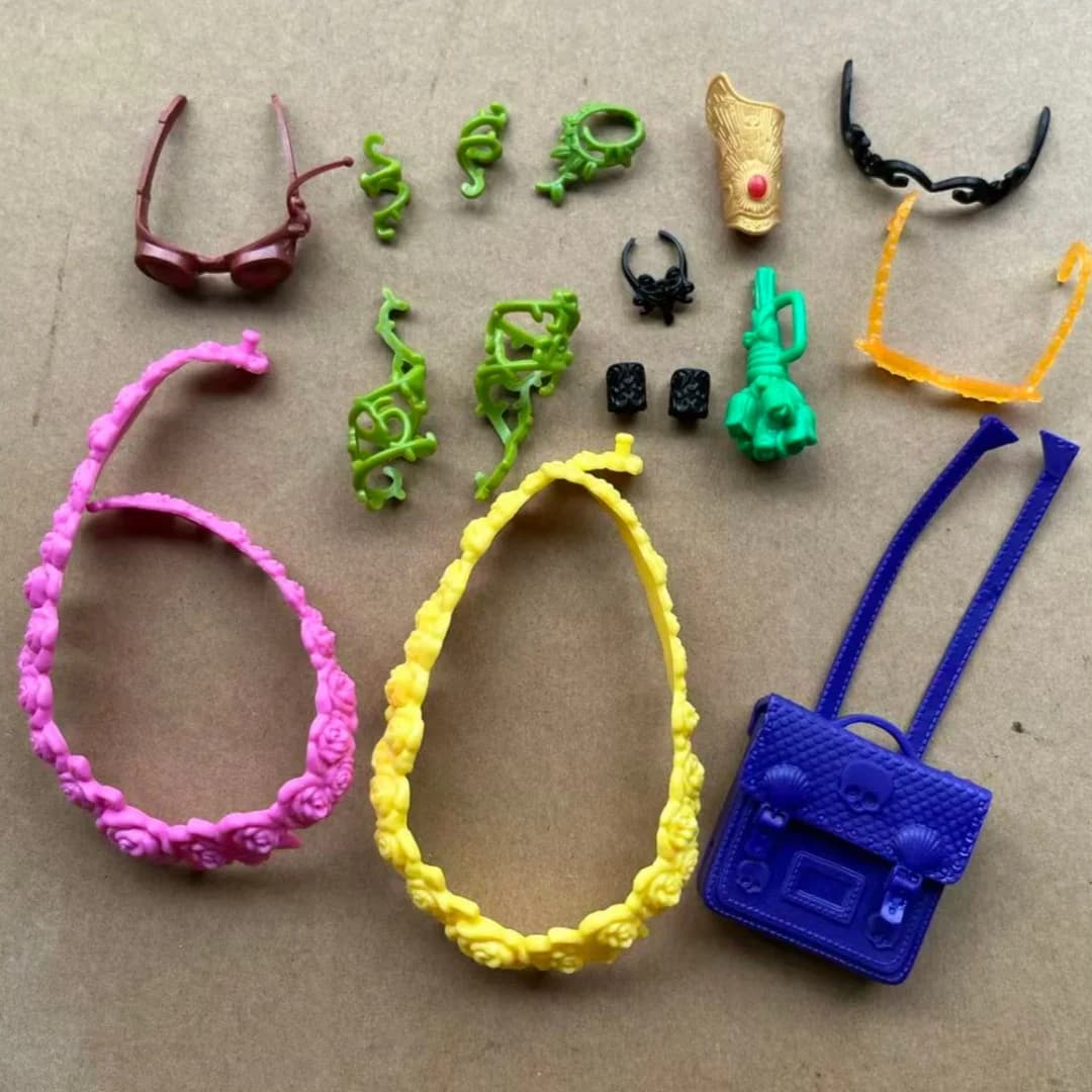 Accessori per Bambole: Braccialetti, Cappelli, Borse, Mani, Gambe, Decorazioni, Accessori Fai-da-Te per Vestire le Bambole, Collane, Occhiali, Fasce per Capelli, Parti di Ricambio per Bambole
