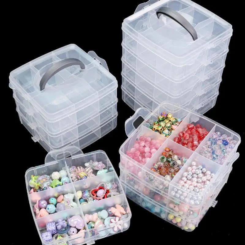 Scatola portaoggetti in plastica trasparente a 3 livelli con 18 scomparti regolabili e impilabili per organizzare giocattoli, gioielli e accessori.
