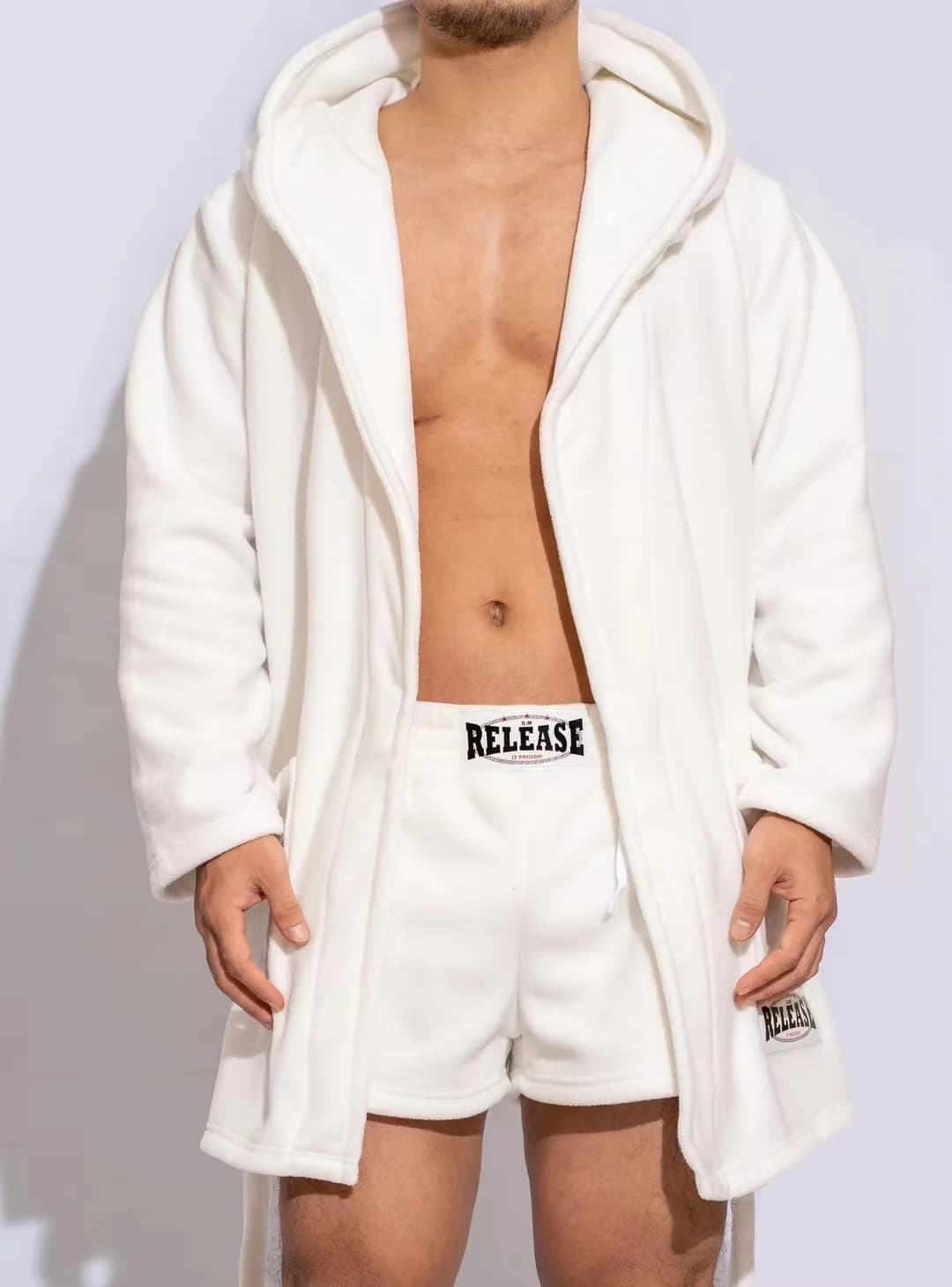 D. M men's short pajamas bathrobe in thickened solid fleece Sexy warm autumn winter for free time men's home bathrobe