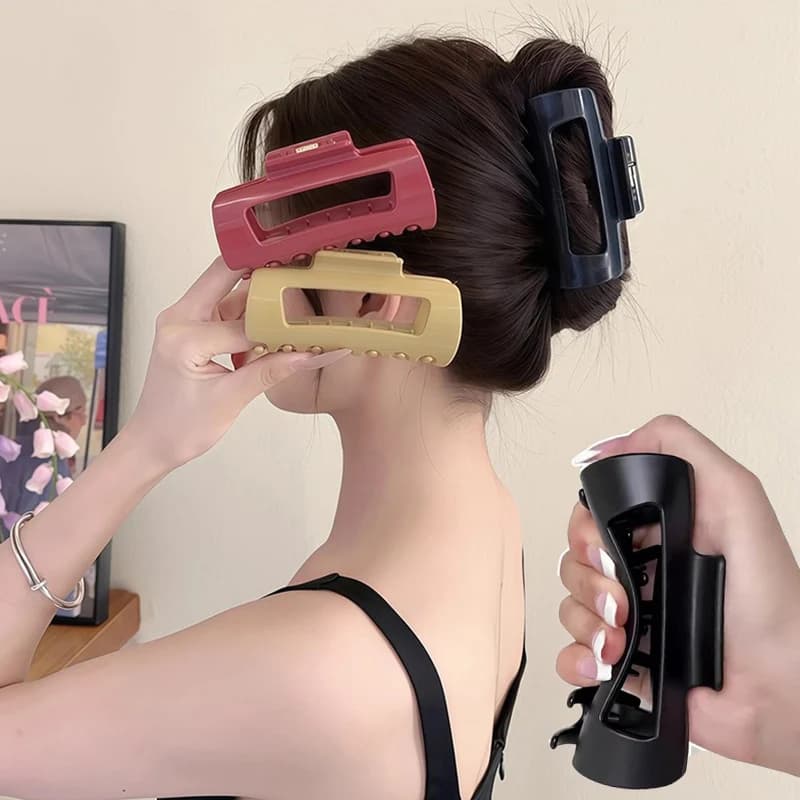 Safe Soft Silicone Shark Hair Claw Clip for Women's Anti Collision Protection for The Back of The Head Anti Fall Hair Clips